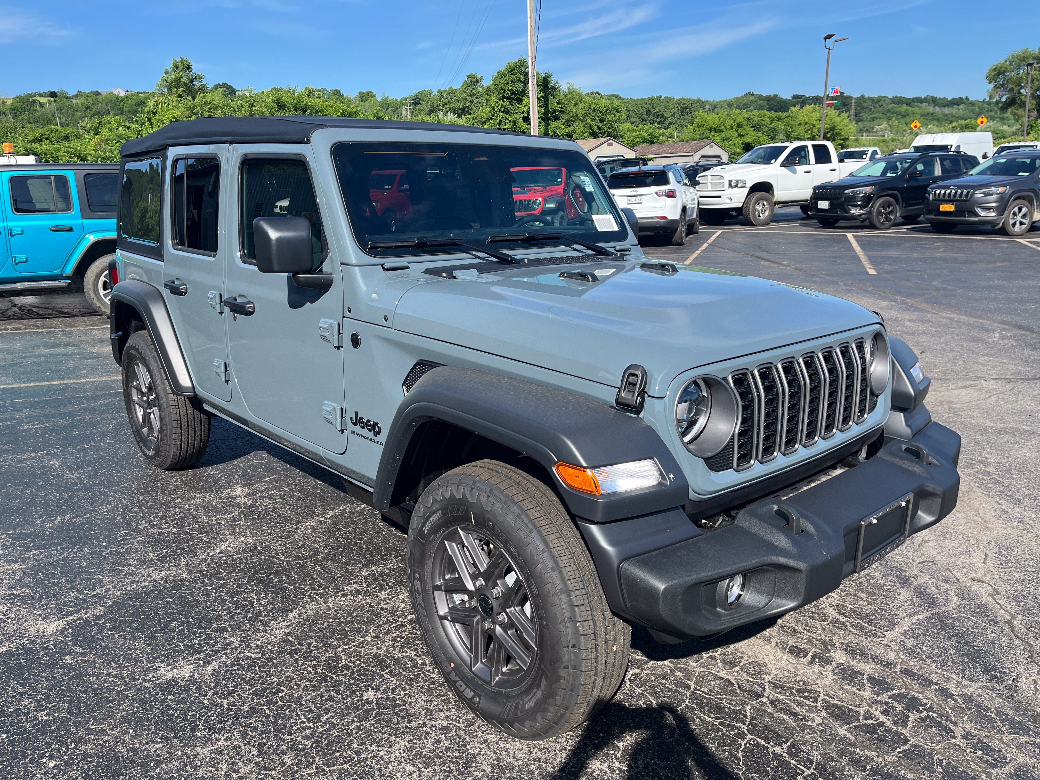 2026 Jeep Wrangler WRANGLER 4-DOOR SPORT S