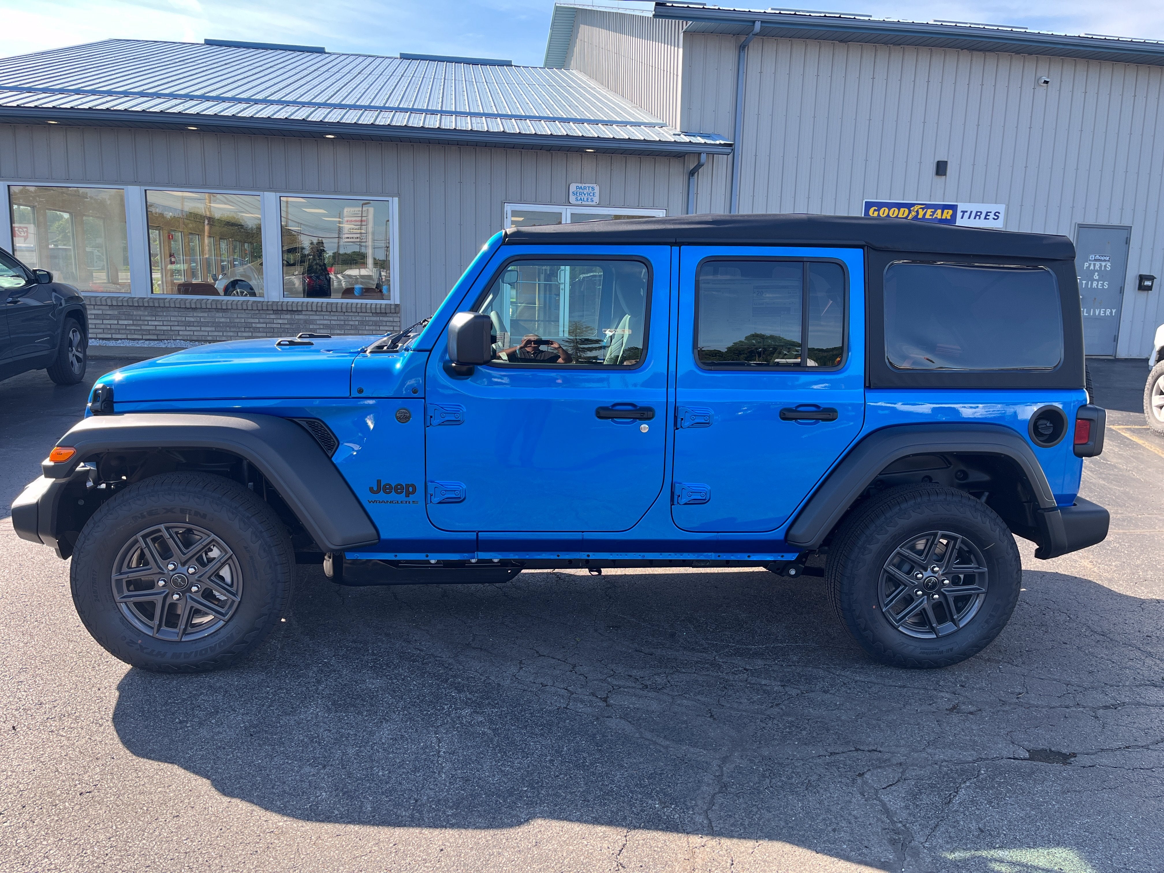 2026 Jeep Wrangler WRANGLER 4-DOOR SPORT S