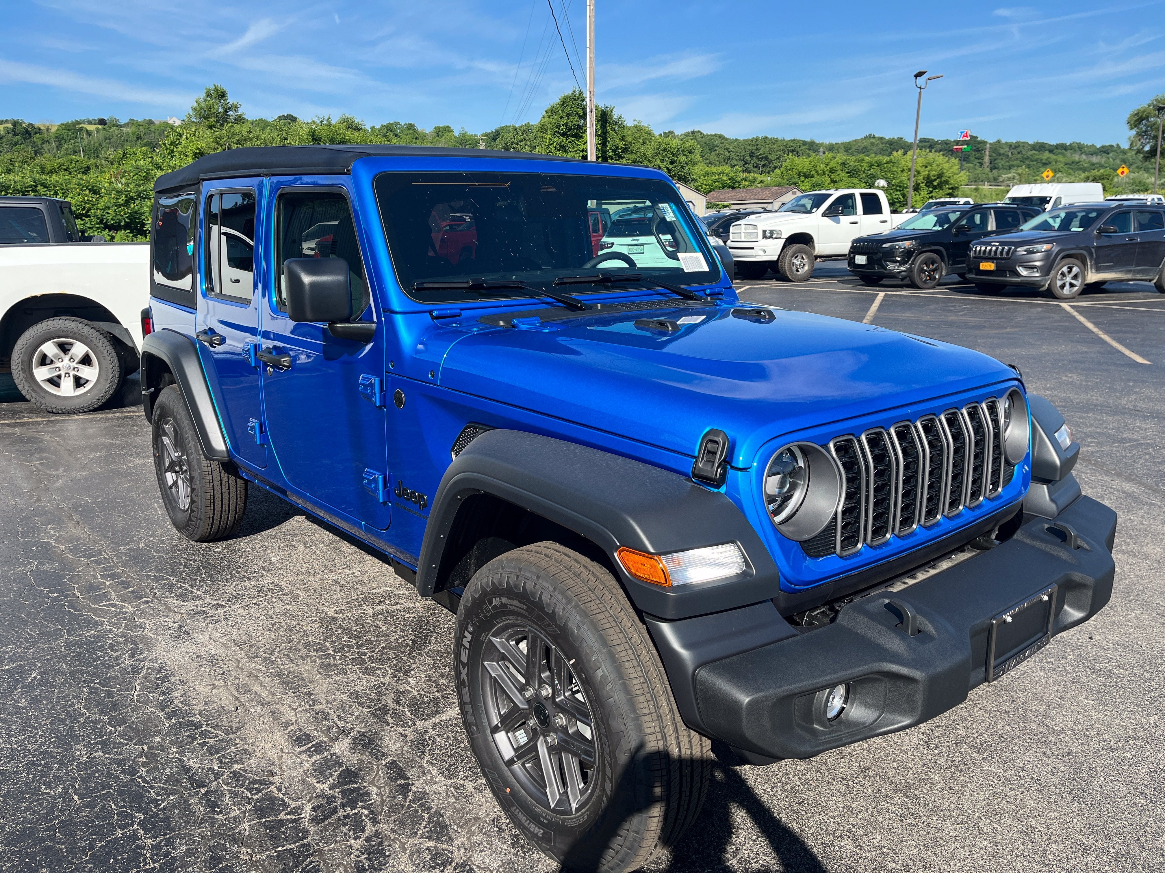2026 Jeep Wrangler WRANGLER 4-DOOR SPORT S