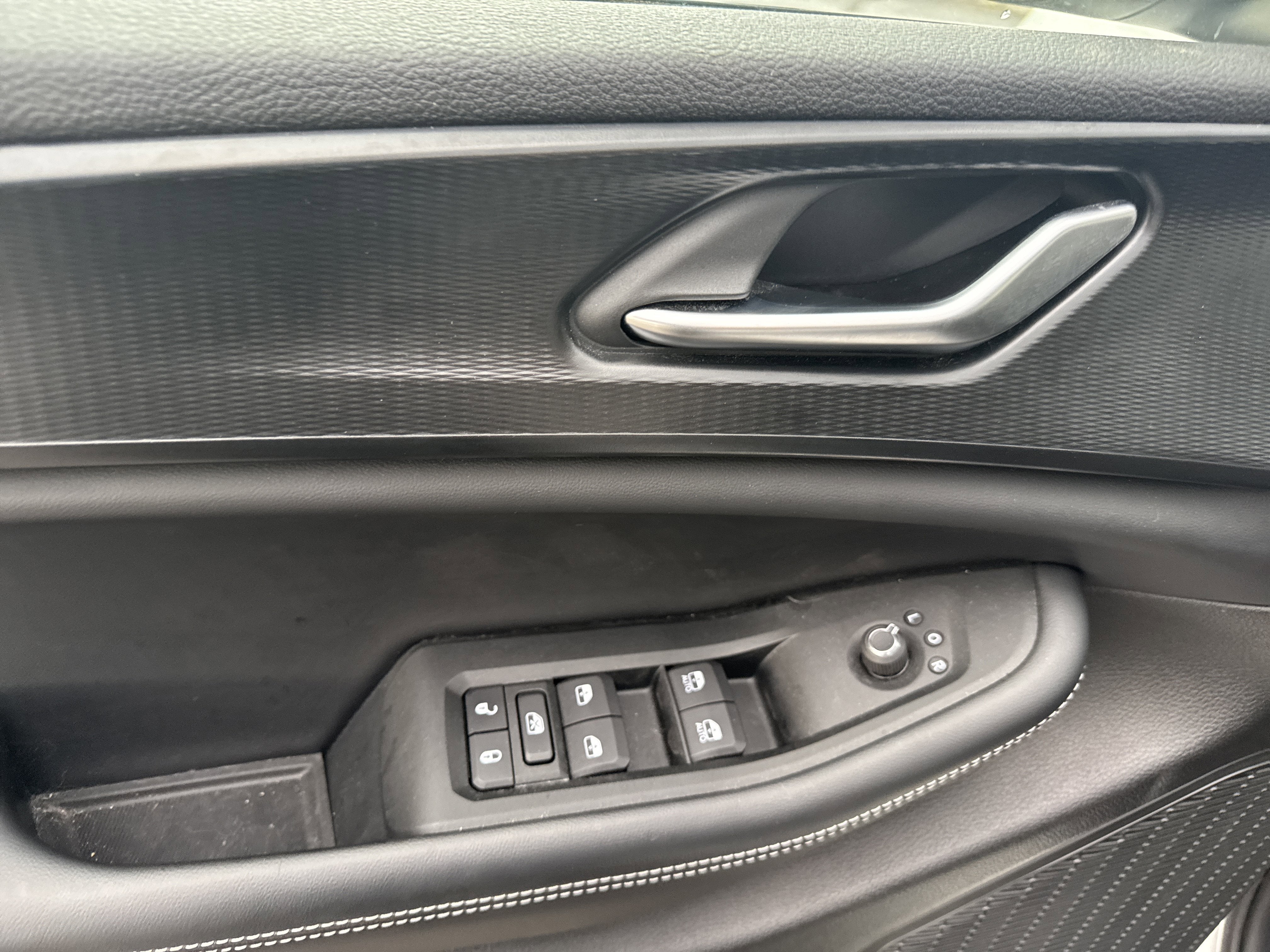 2025 Jeep Grand Cherokee Laredo 4x4
