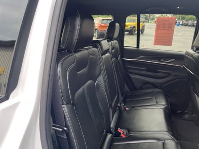 2025 Jeep Grand Cherokee Limited 4x4