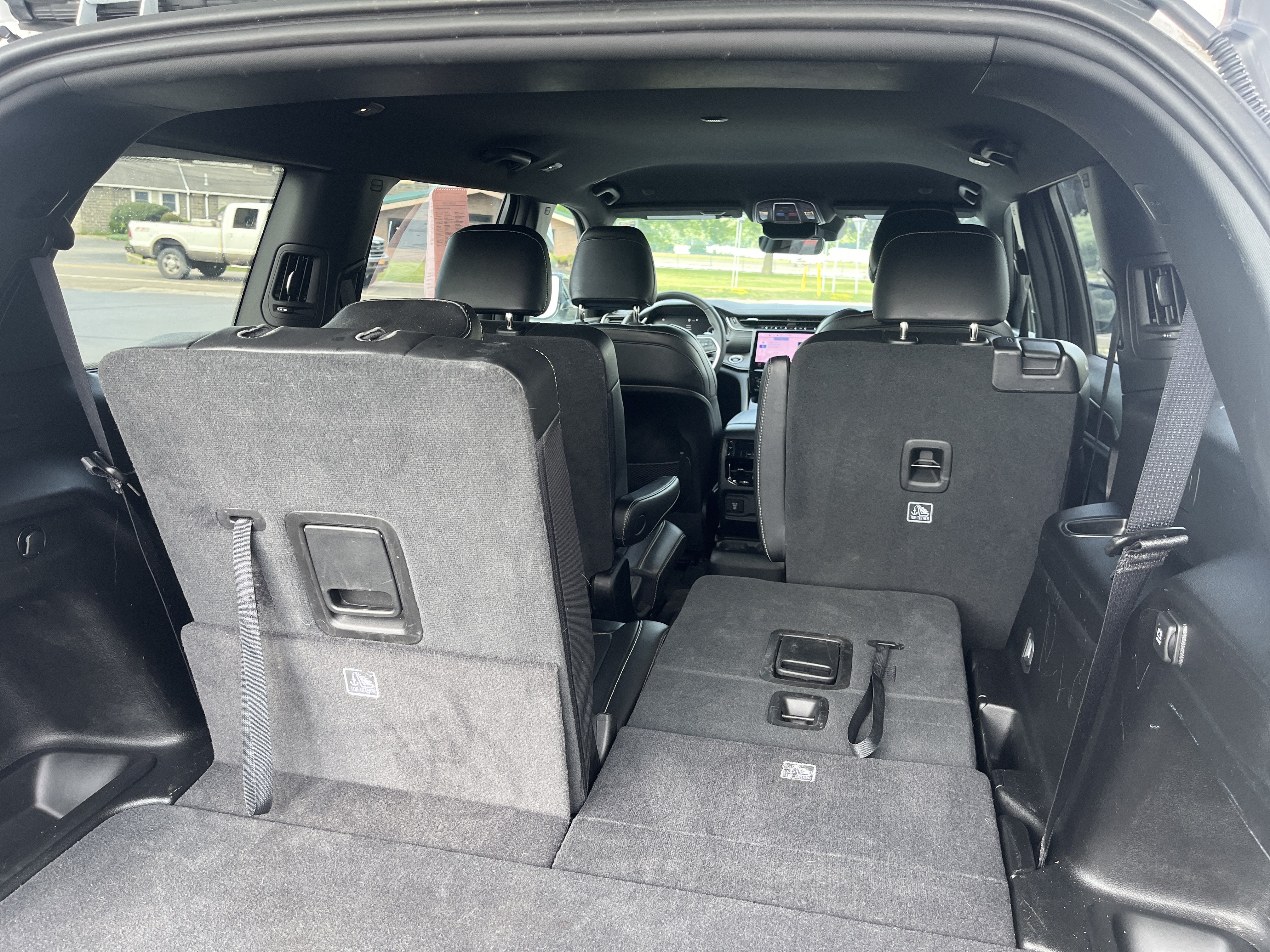 2025 Jeep Grand Cherokee L Limited 4x4