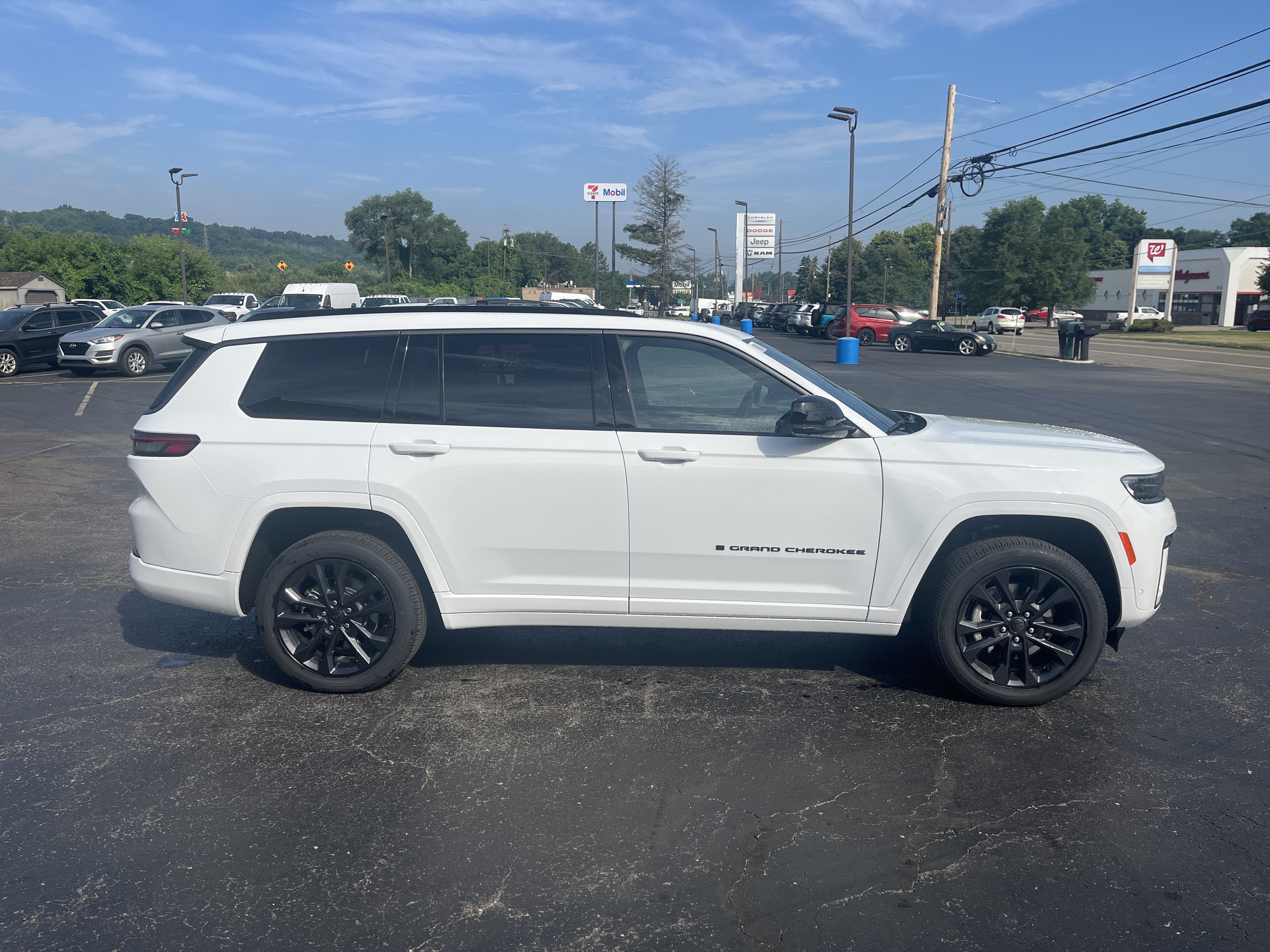 2026 Jeep Grand Cherokee L Limited Reserve