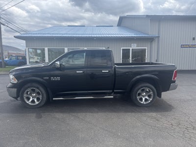 2017 RAM 1500 Laramie Quad Cab 4x4 6'4' Box
