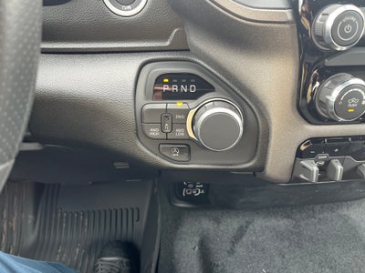2026 RAM Ram 1500 RAM 1500 TRADESMAN QUAD CAB 4X4 6'4' BOX