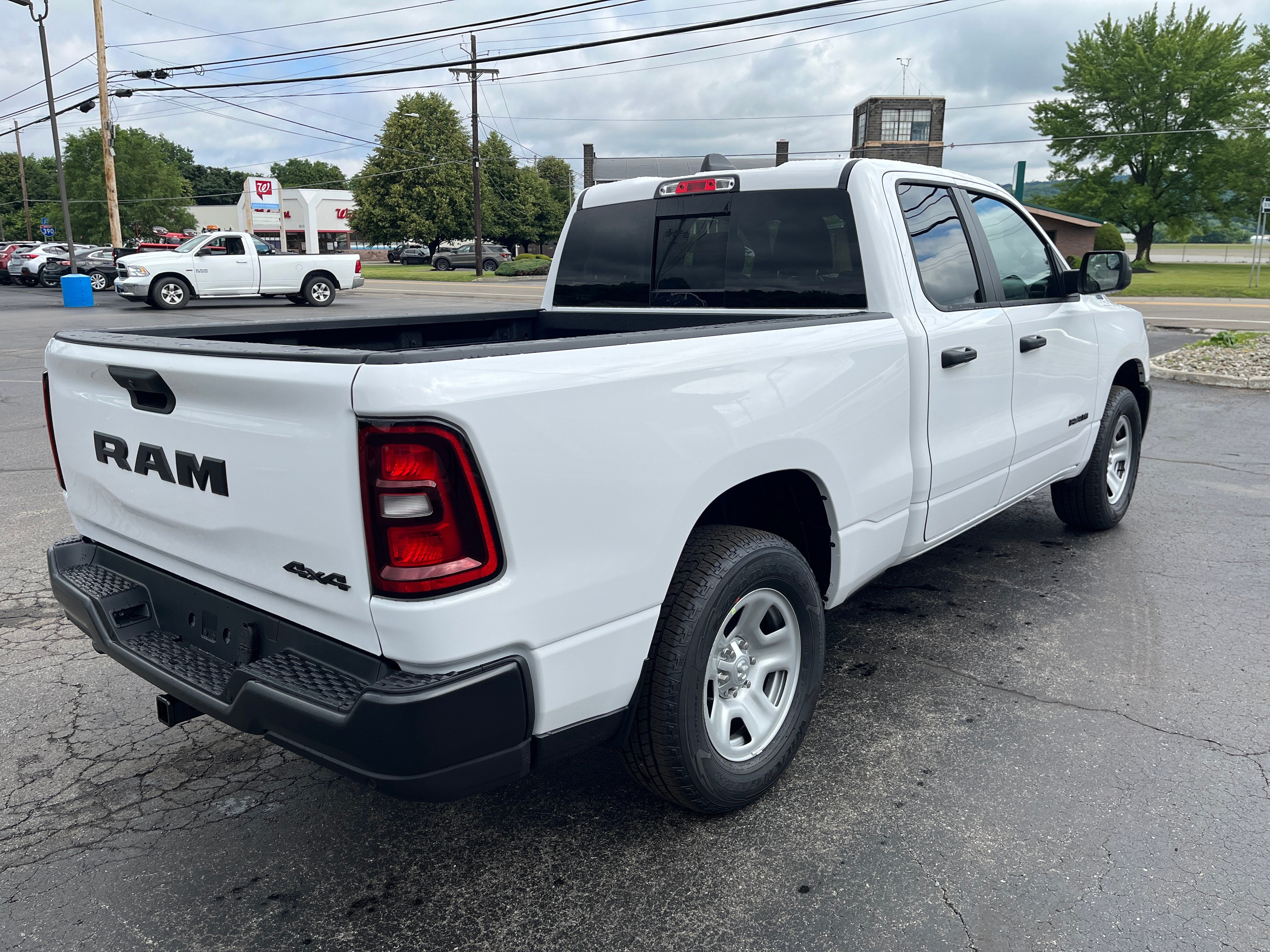 2026 RAM Ram 1500 RAM 1500 TRADESMAN QUAD CAB 4X4 6'4' BOX
