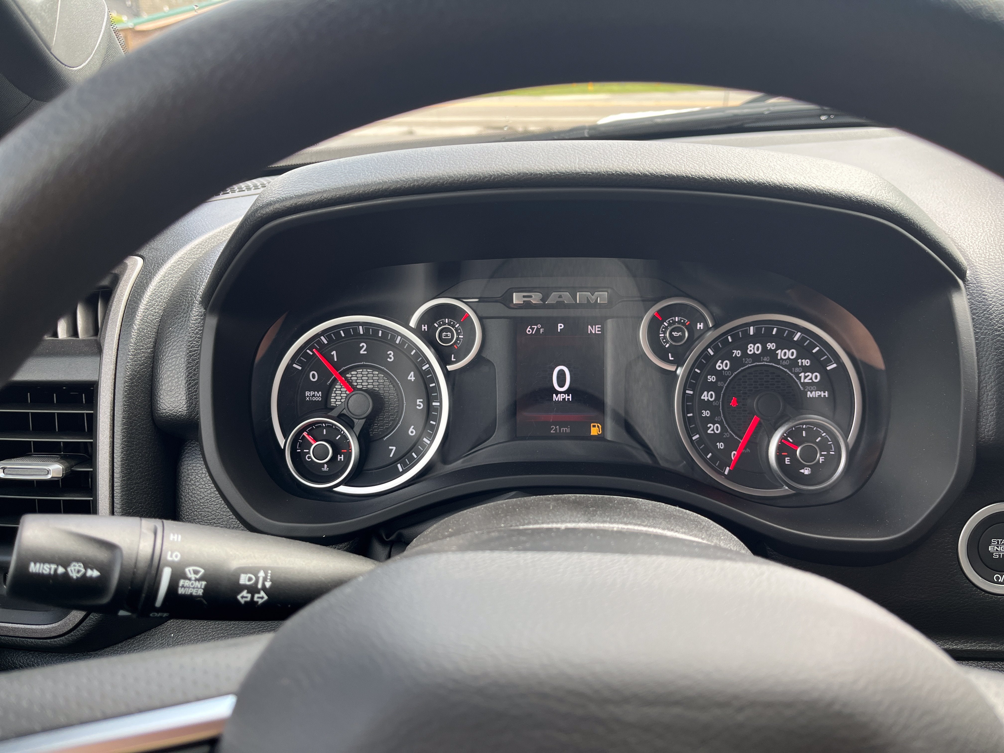 2026 RAM Ram 1500 RAM 1500 TRADESMAN QUAD CAB 4X4 6'4' BOX