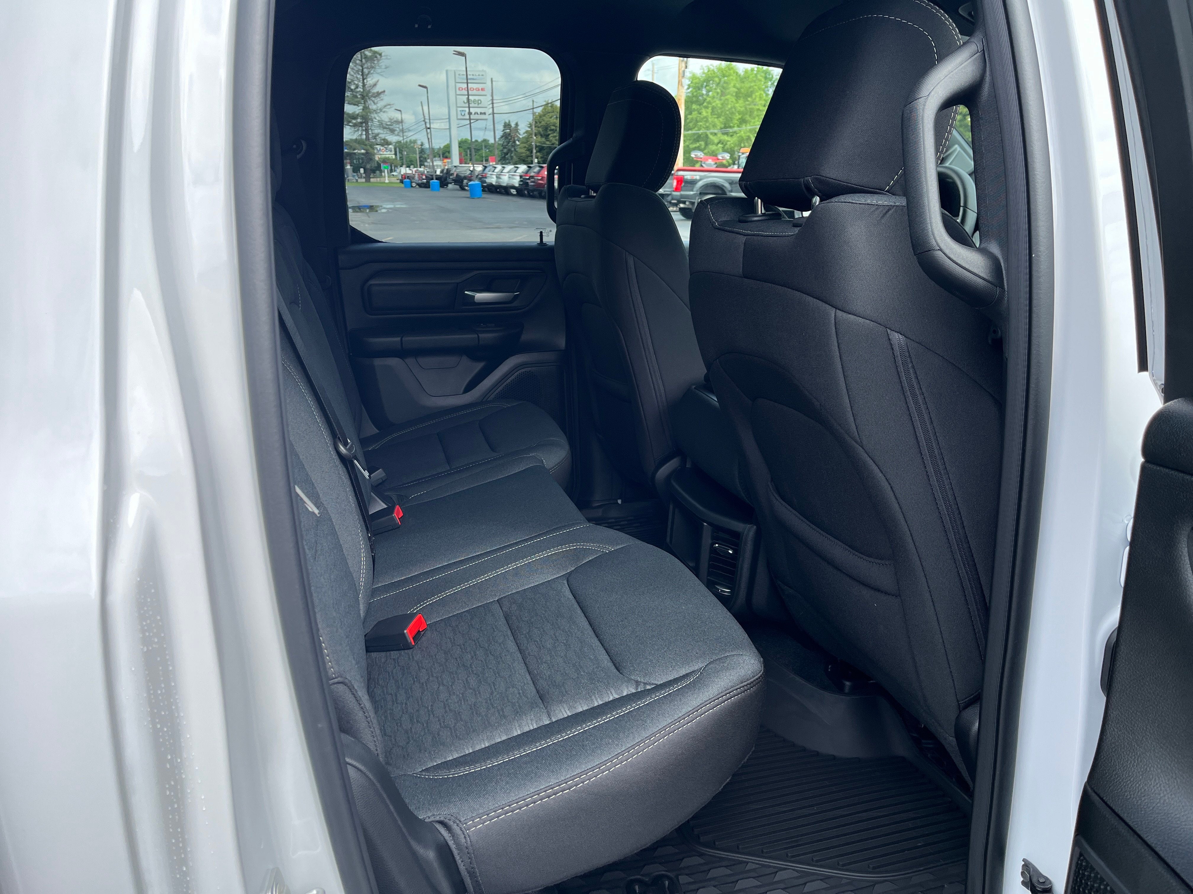 2026 RAM Ram 1500 RAM 1500 TRADESMAN QUAD CAB 4X4 6'4' BOX