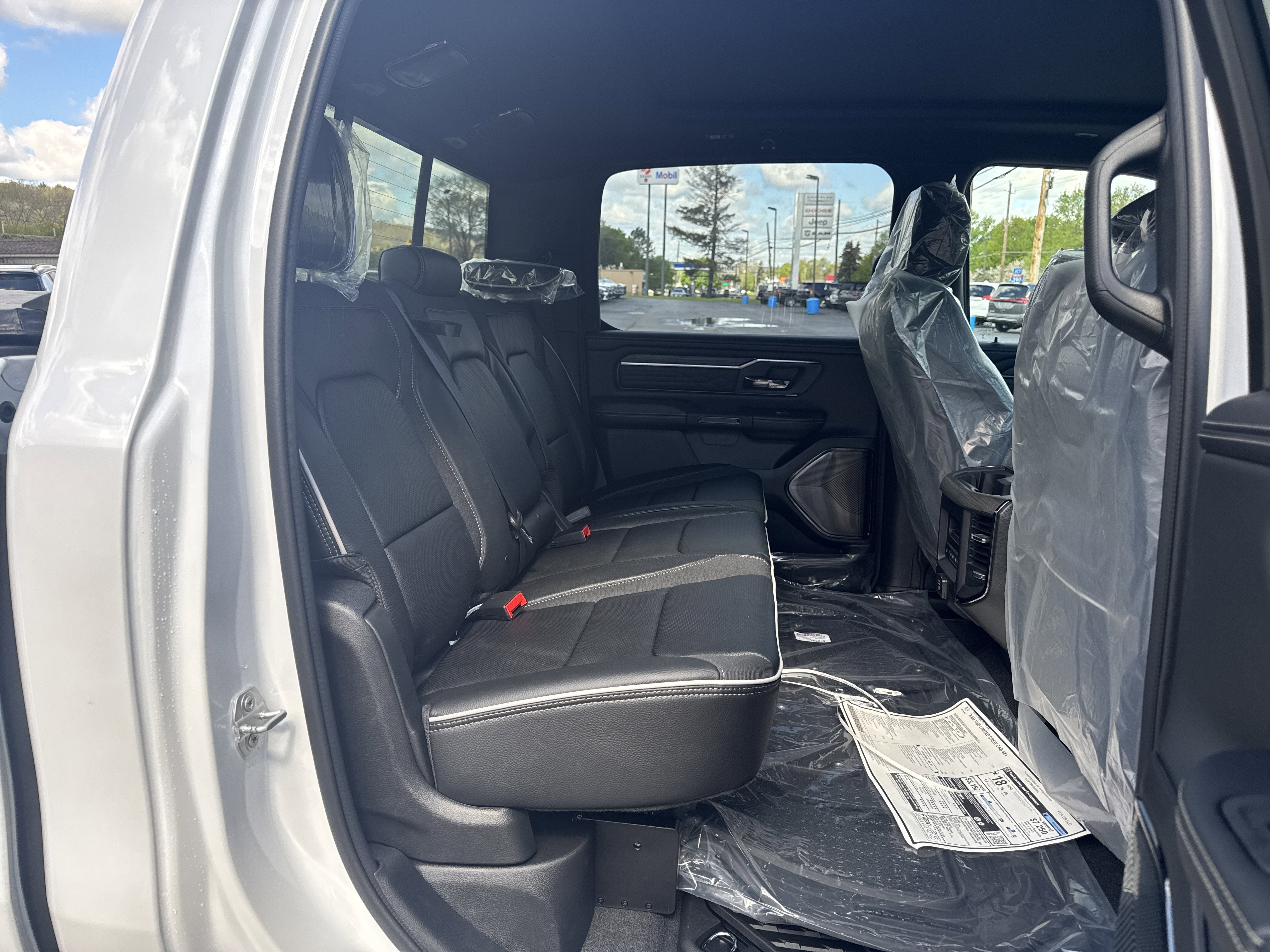 2026 RAM Ram 1500 RAM 1500 LIMITED CREW CAB 4X4 5'7' BOX
