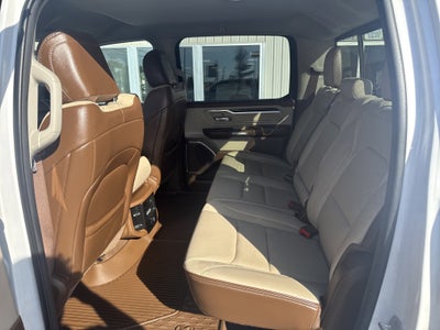 2022 RAM 1500 Laramie Crew Cab 4x4 5'7' Box