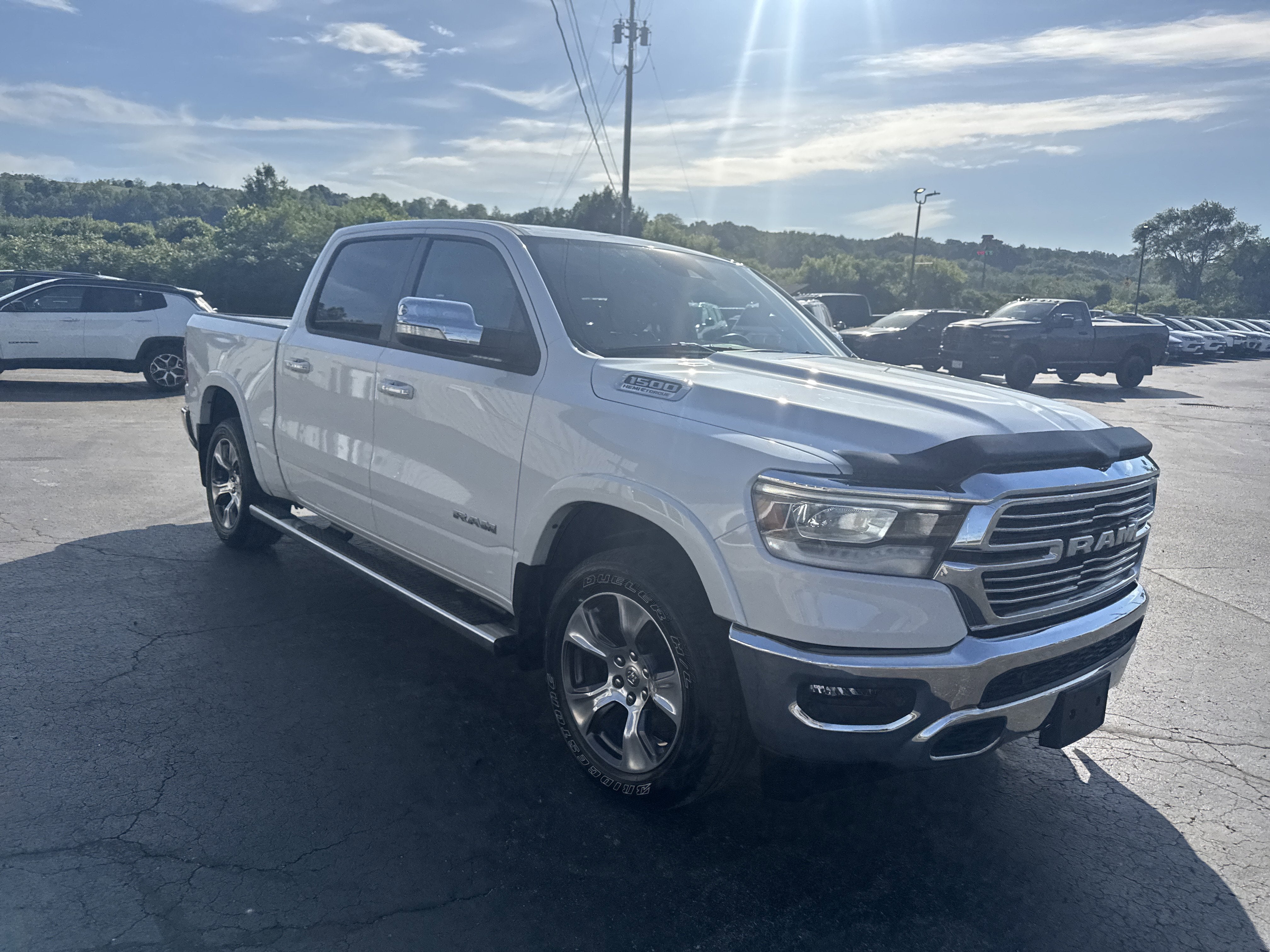 2022 RAM 1500 Laramie Crew Cab 4x4 5'7' Box