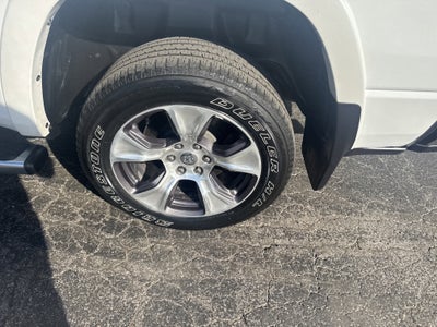 2022 RAM 1500 Laramie Crew Cab 4x4 5'7' Box