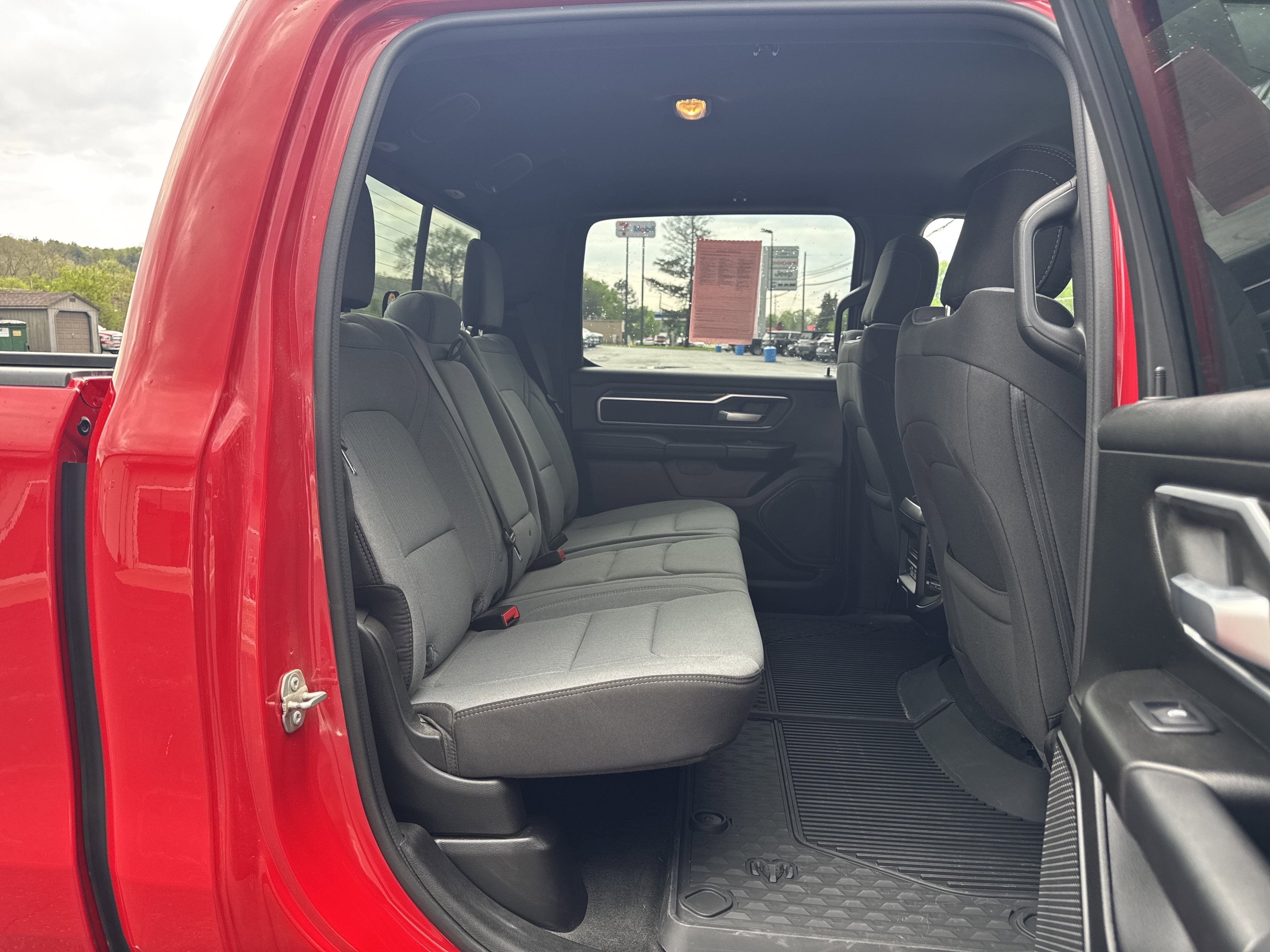 2023 RAM 1500 Big Horn Crew Cab 4x4 6'4' Box