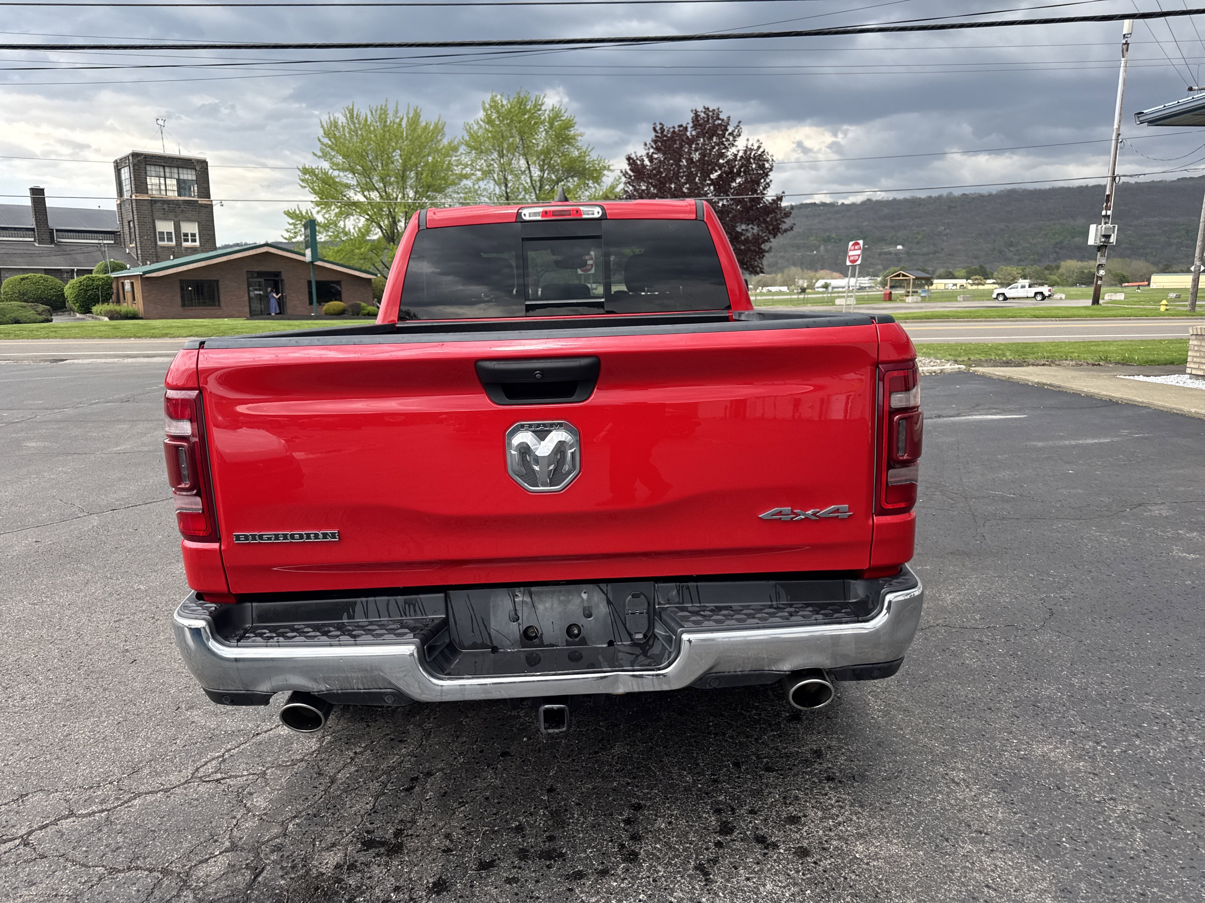 2023 RAM 1500 Big Horn Crew Cab 4x4 6'4' Box