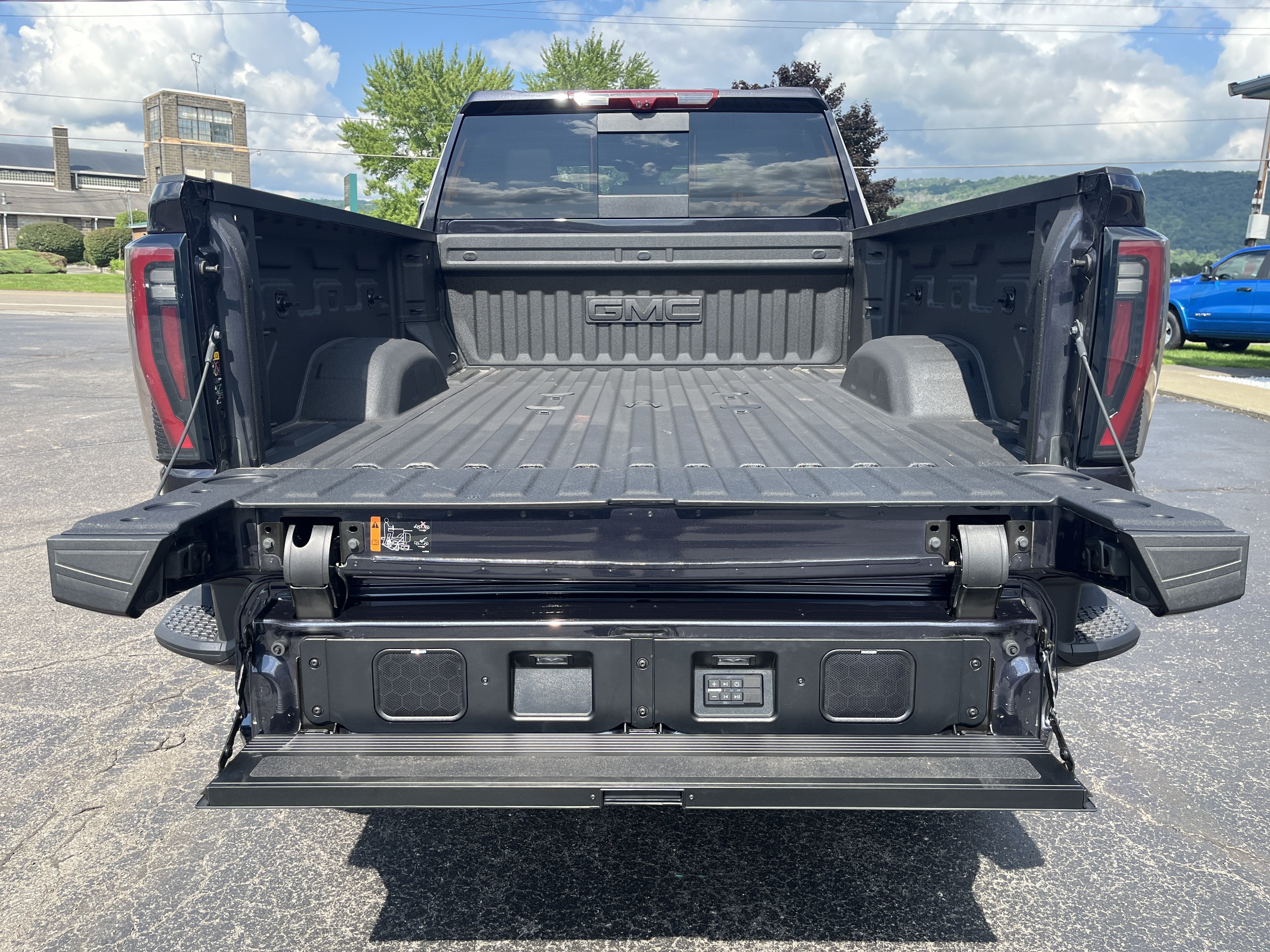 2026 GMC Sierra 2500HD AT4