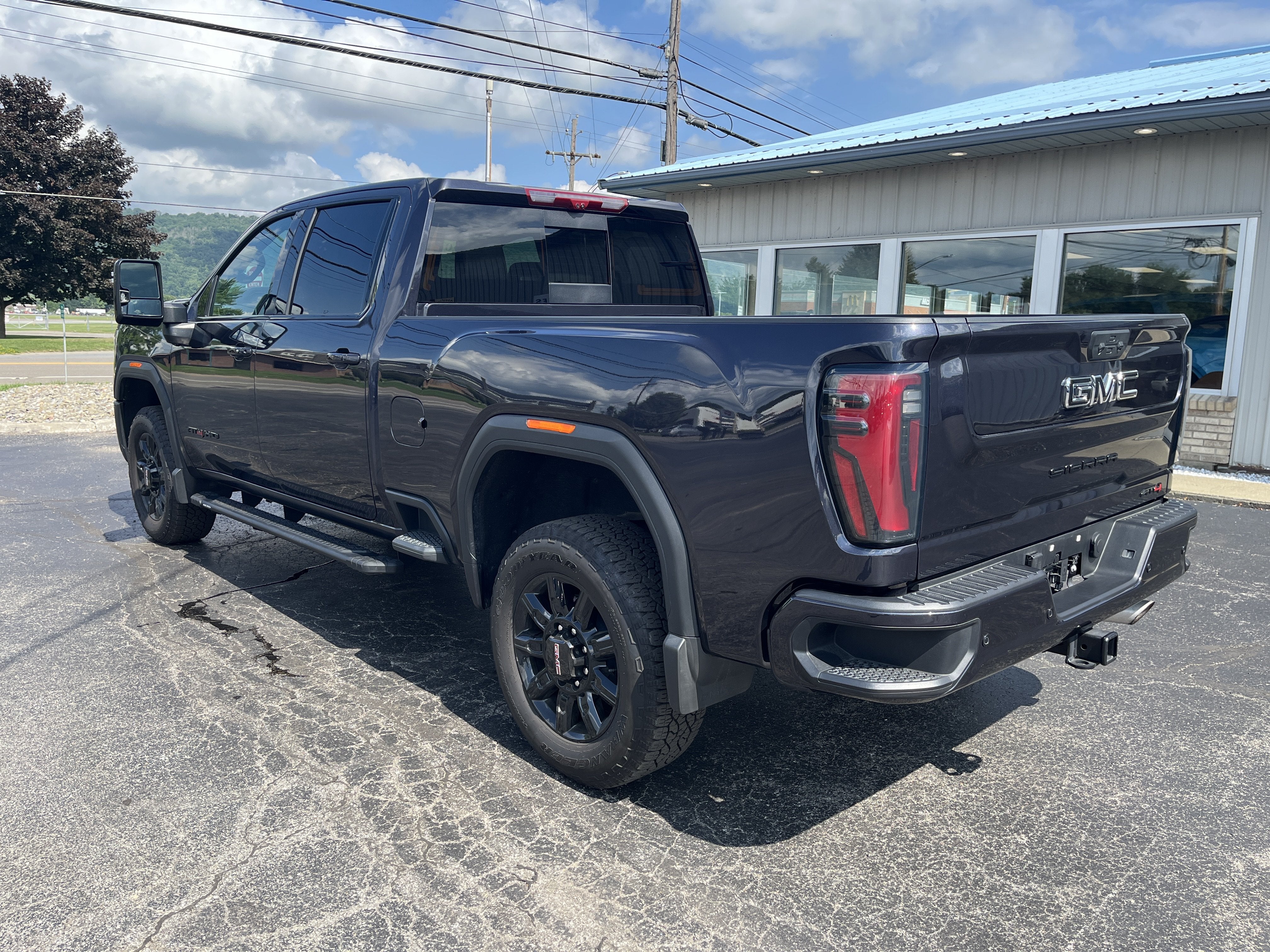 2026 GMC Sierra 2500HD AT4