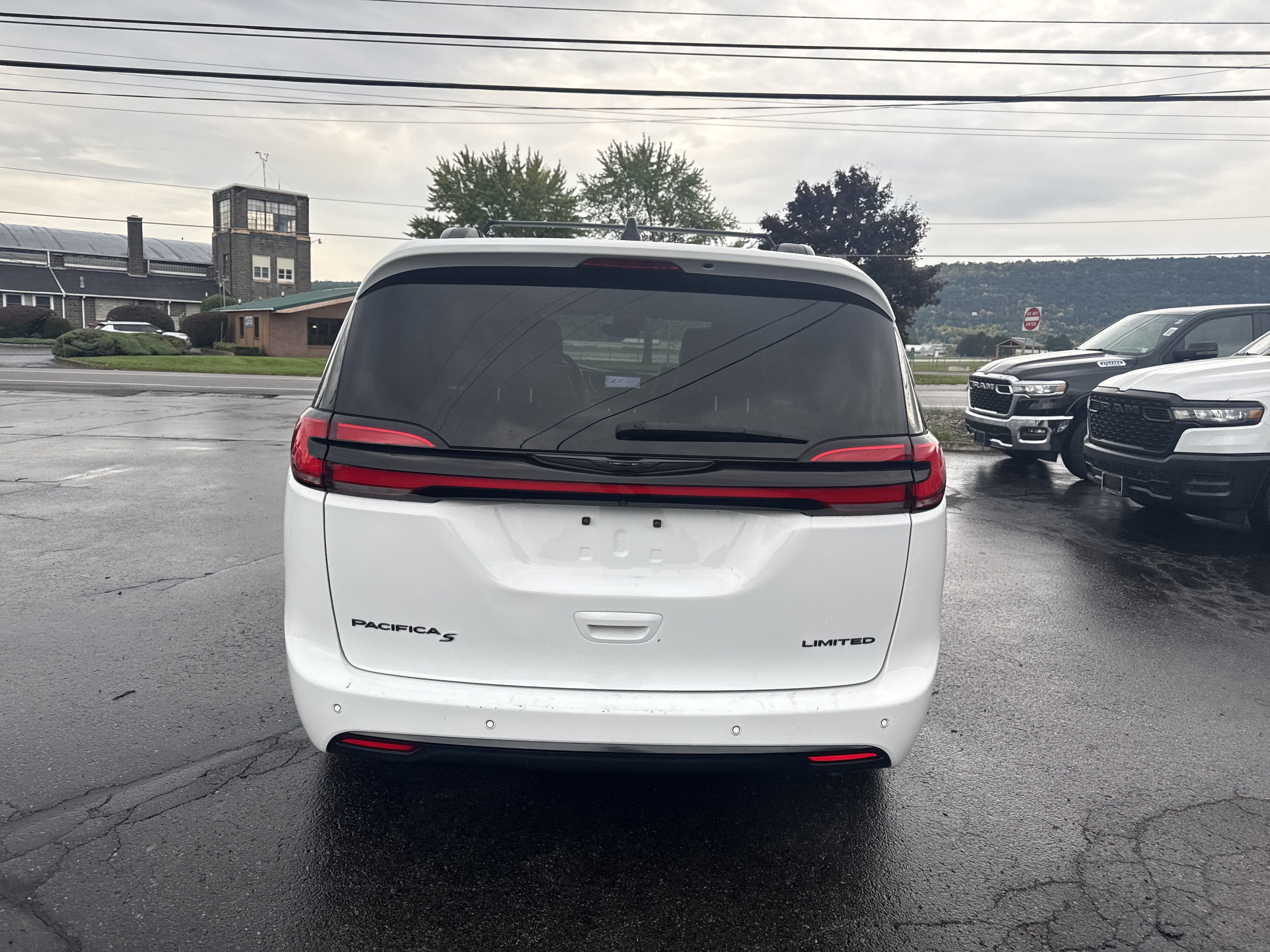 2025 Chrysler Pacifica Limited