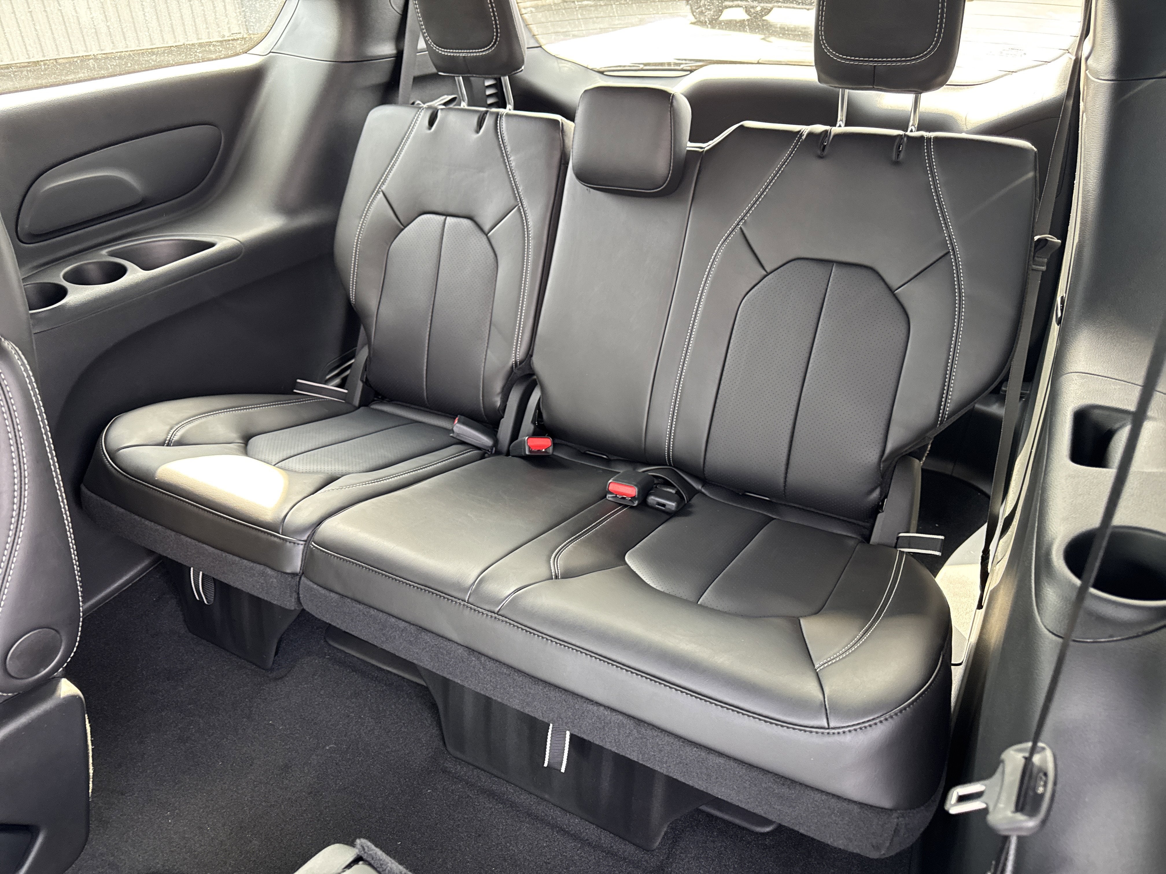 2026 Chrysler Pacifica PACIFICA SELECT AWD