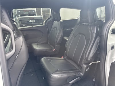 2026 Chrysler Pacifica PACIFICA SELECT AWD