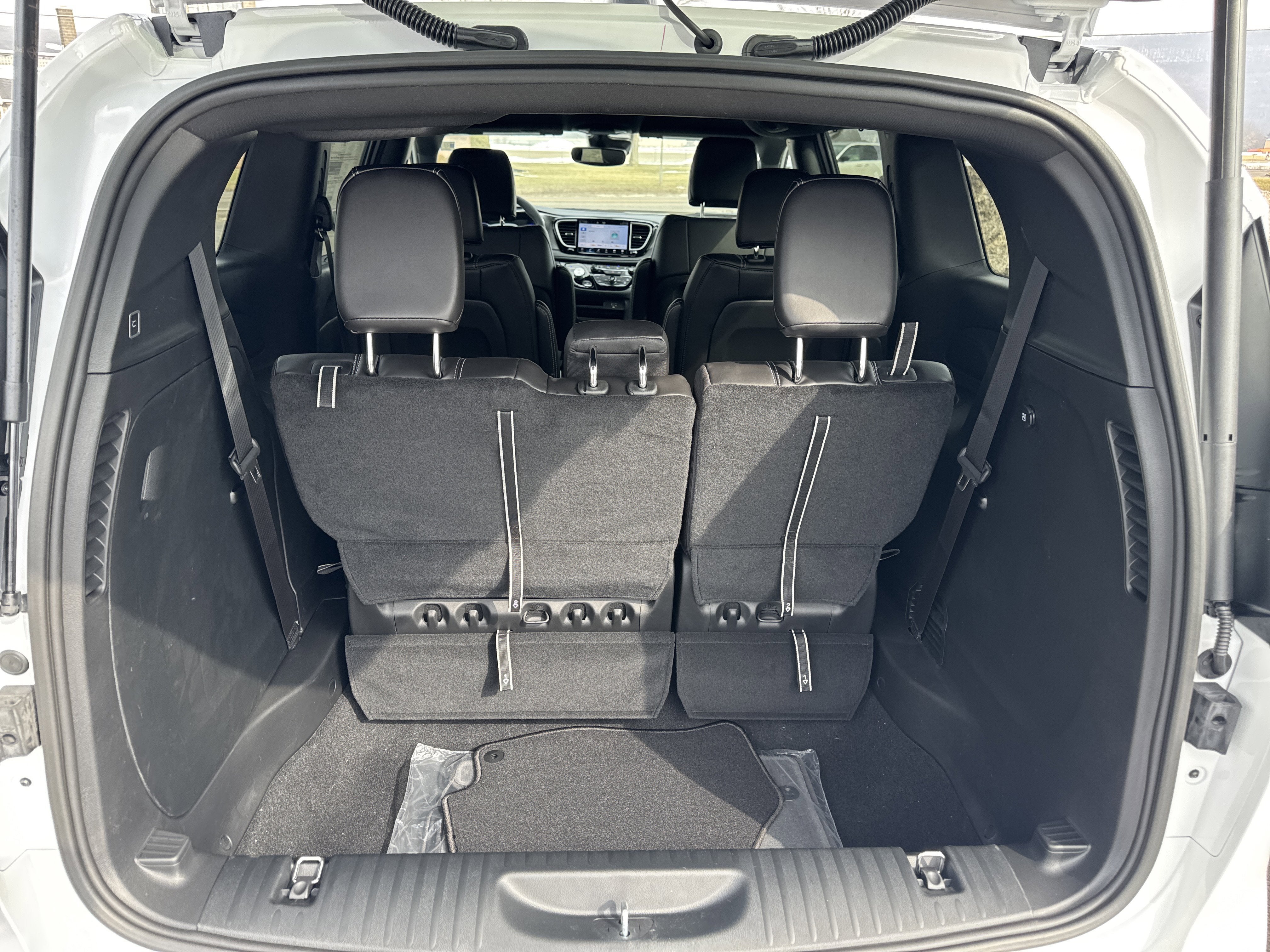 2026 Chrysler Pacifica PACIFICA SELECT AWD