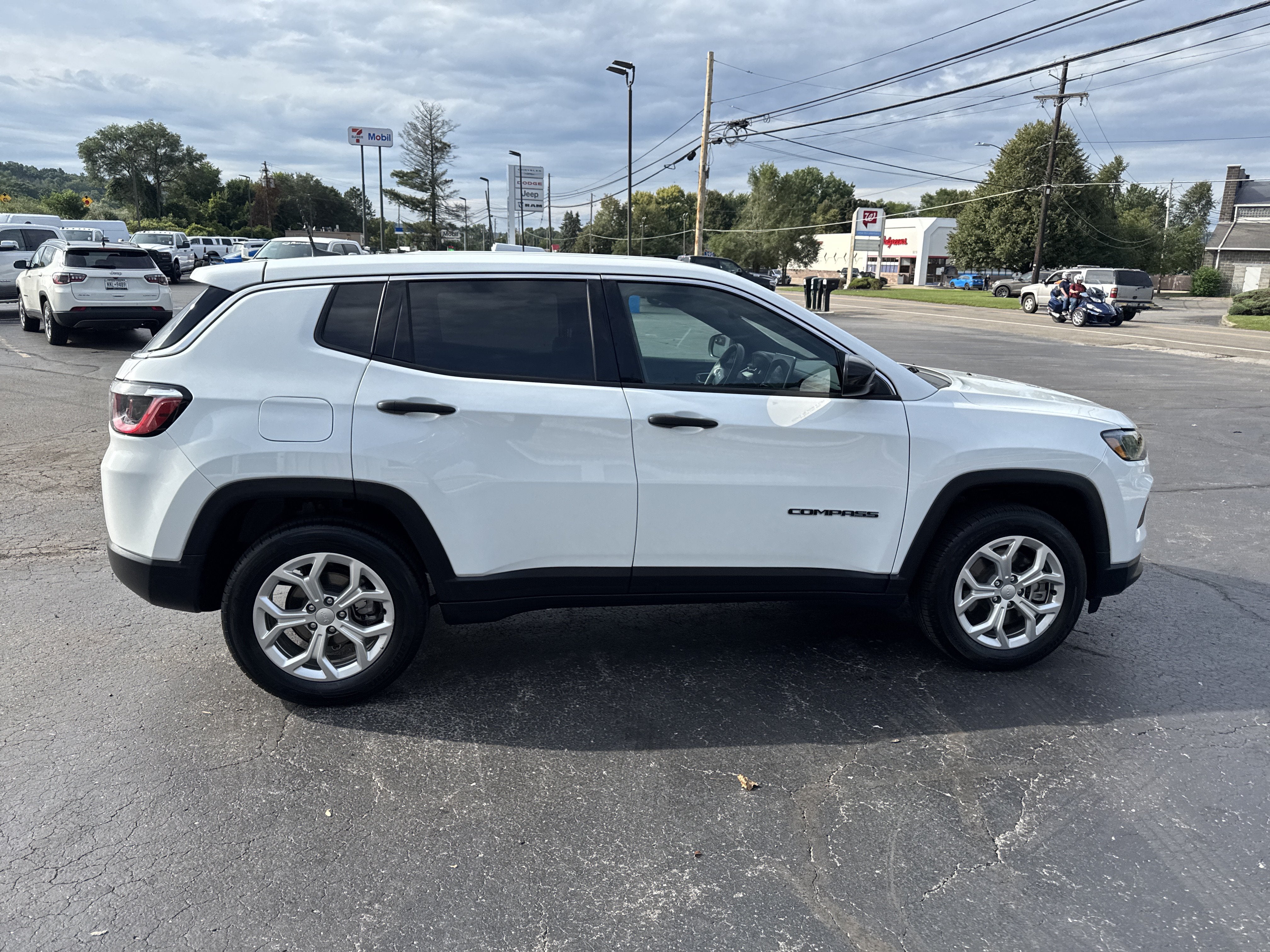 2024 Jeep Compass Sport