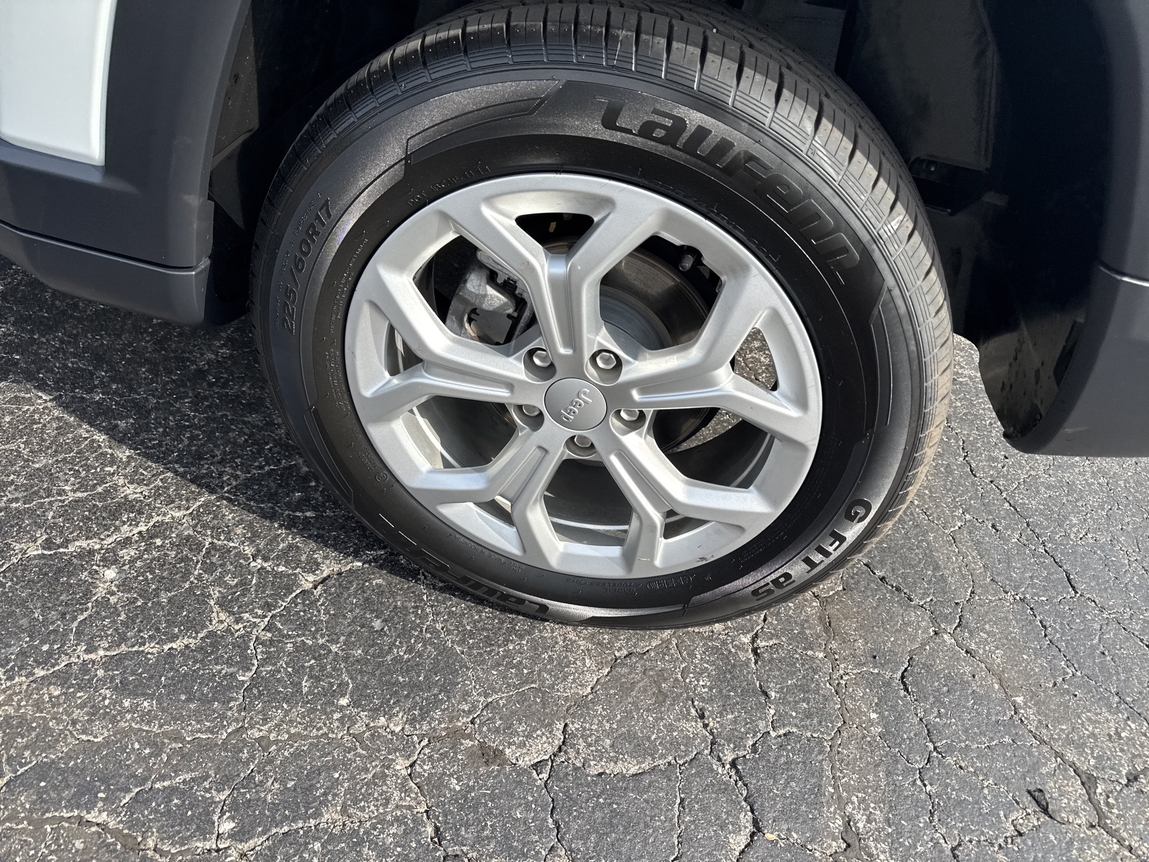 2024 Jeep Compass Sport