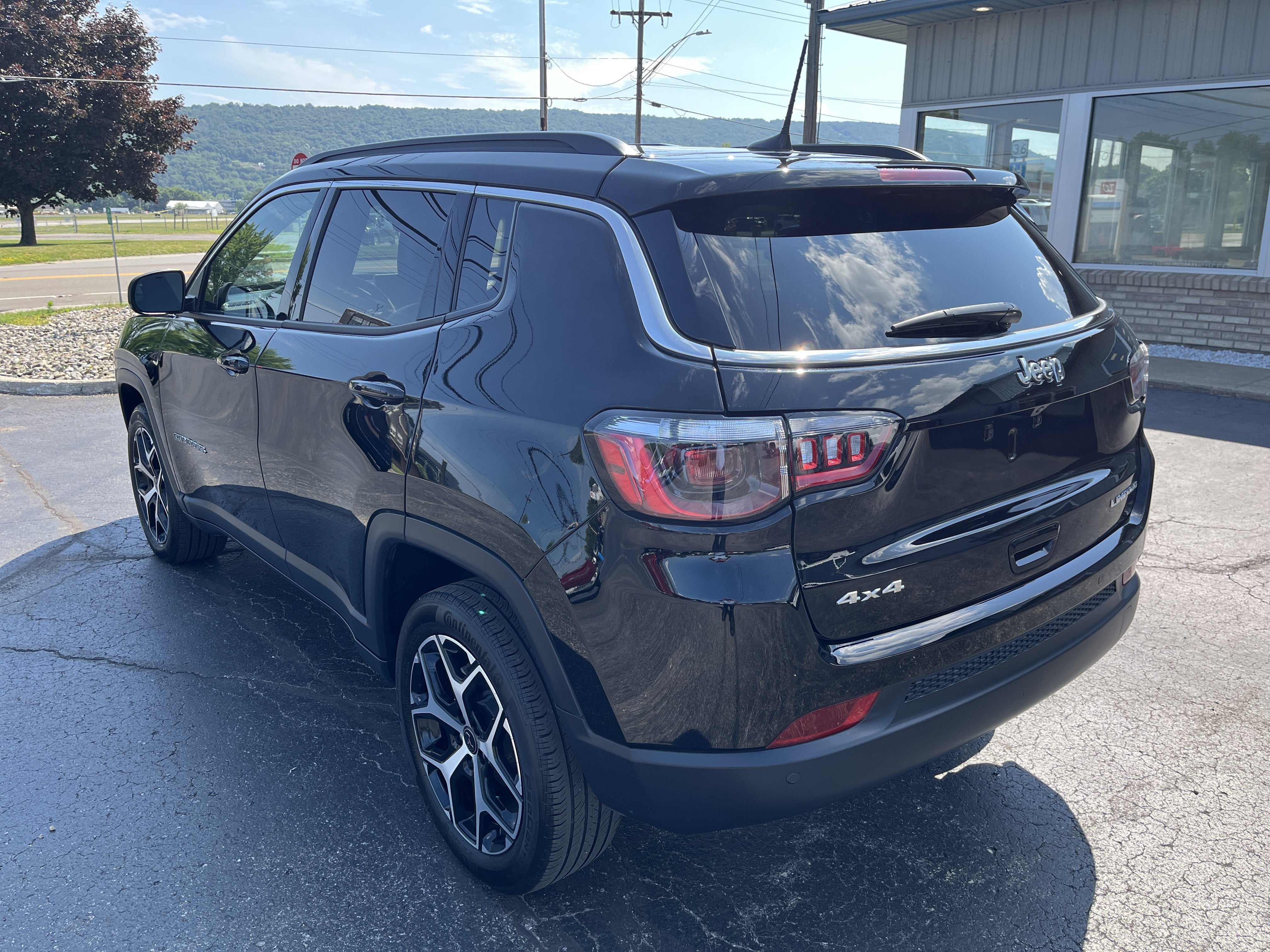 2025 Jeep Compass Limited 4x4