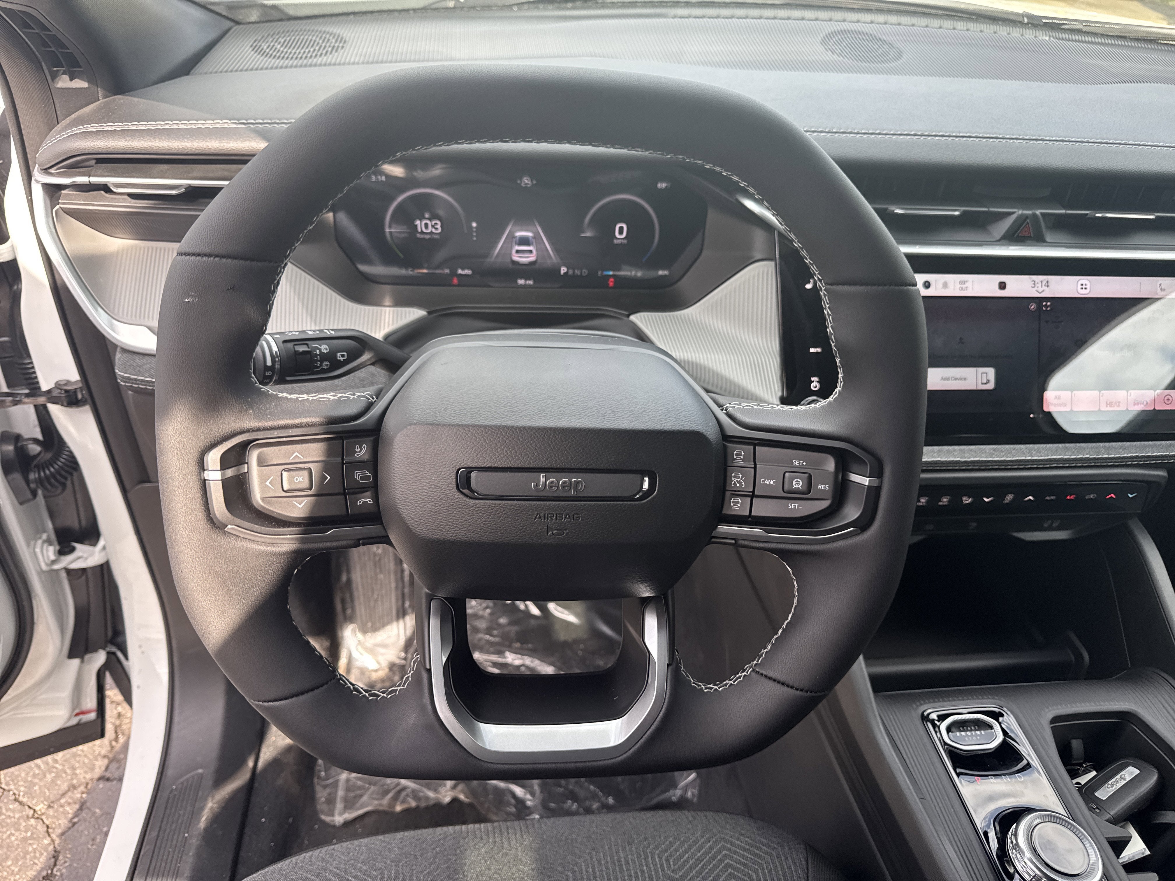 2026 Jeep Cherokee CHEROKEE LAREDO 4X4