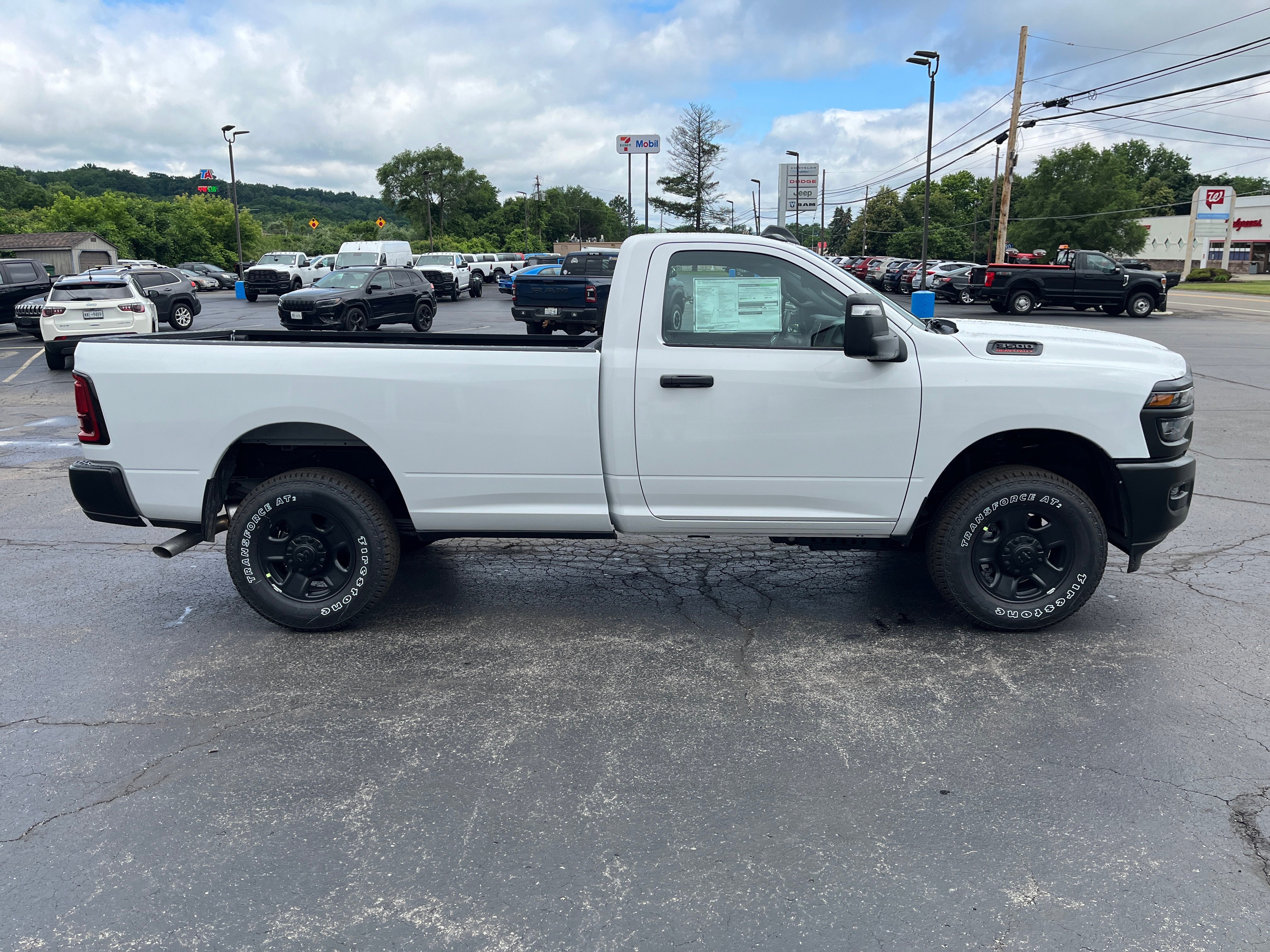 2026 RAM Ram 3500 RAM 3500 TRADESMAN REGULAR CAB 4X4 8' BOX