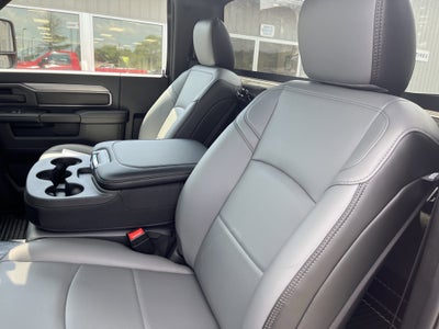 2026 RAM Ram 3500 RAM 3500 TRADESMAN REGULAR CAB 4X4 8' BOX