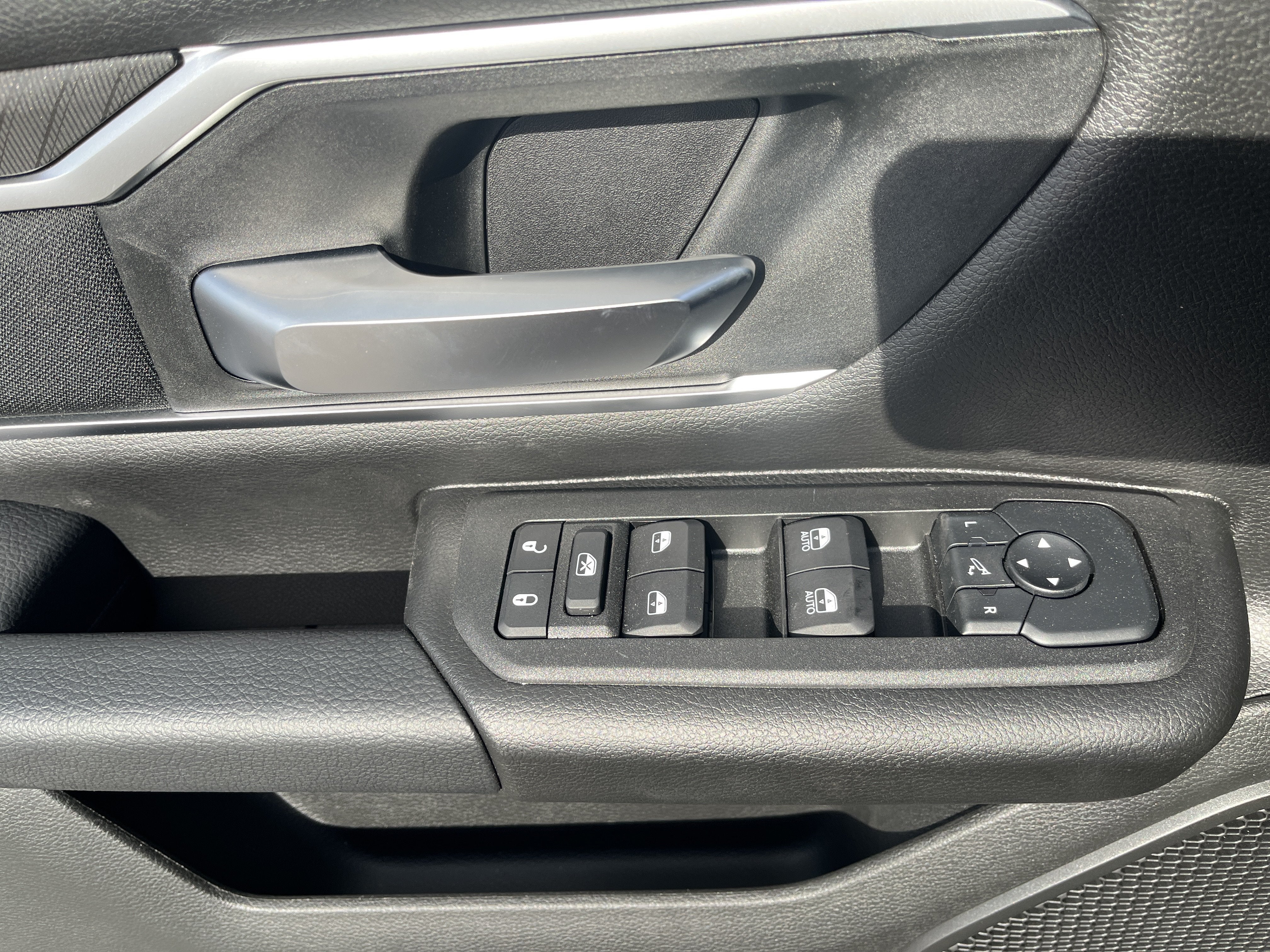2027 RAM 1500 Big Horn
