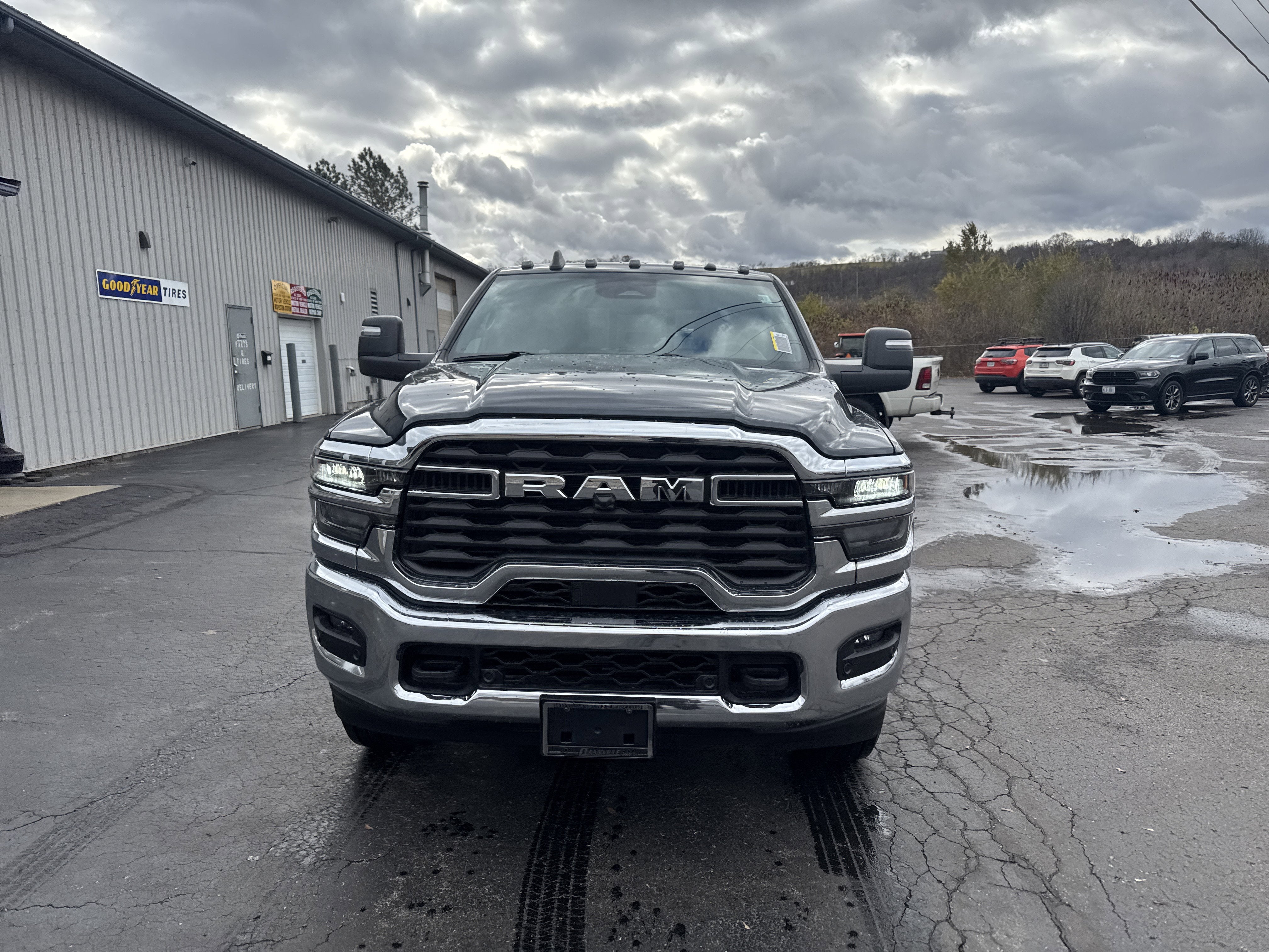 2026 RAM Ram 2500 RAM 2500 TRADESMAN CREW CAB 4X4 6'4' BOX