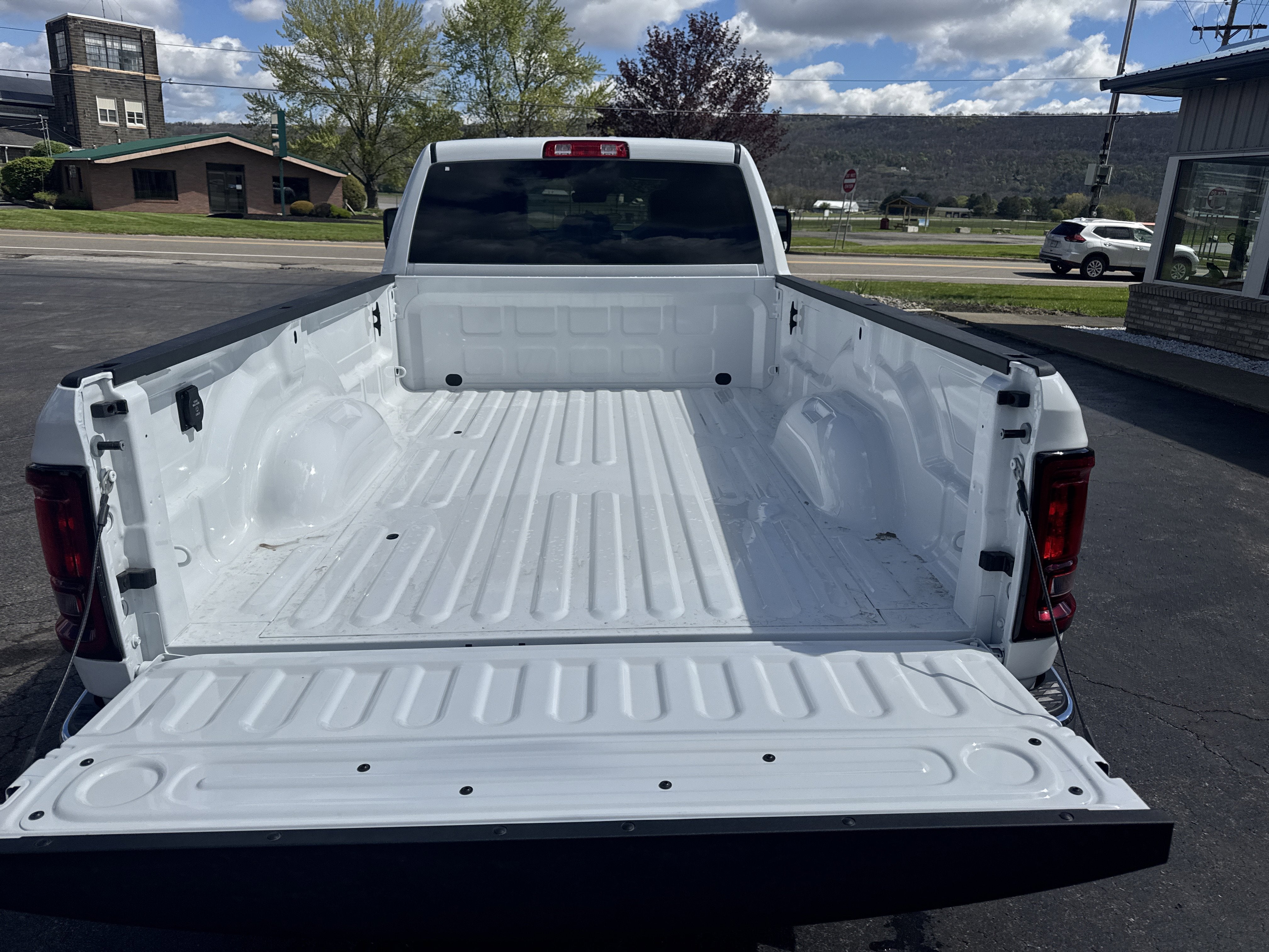 2026 RAM Ram 2500 RAM 2500 TRADESMAN CREW CAB 4X4 8' BOX