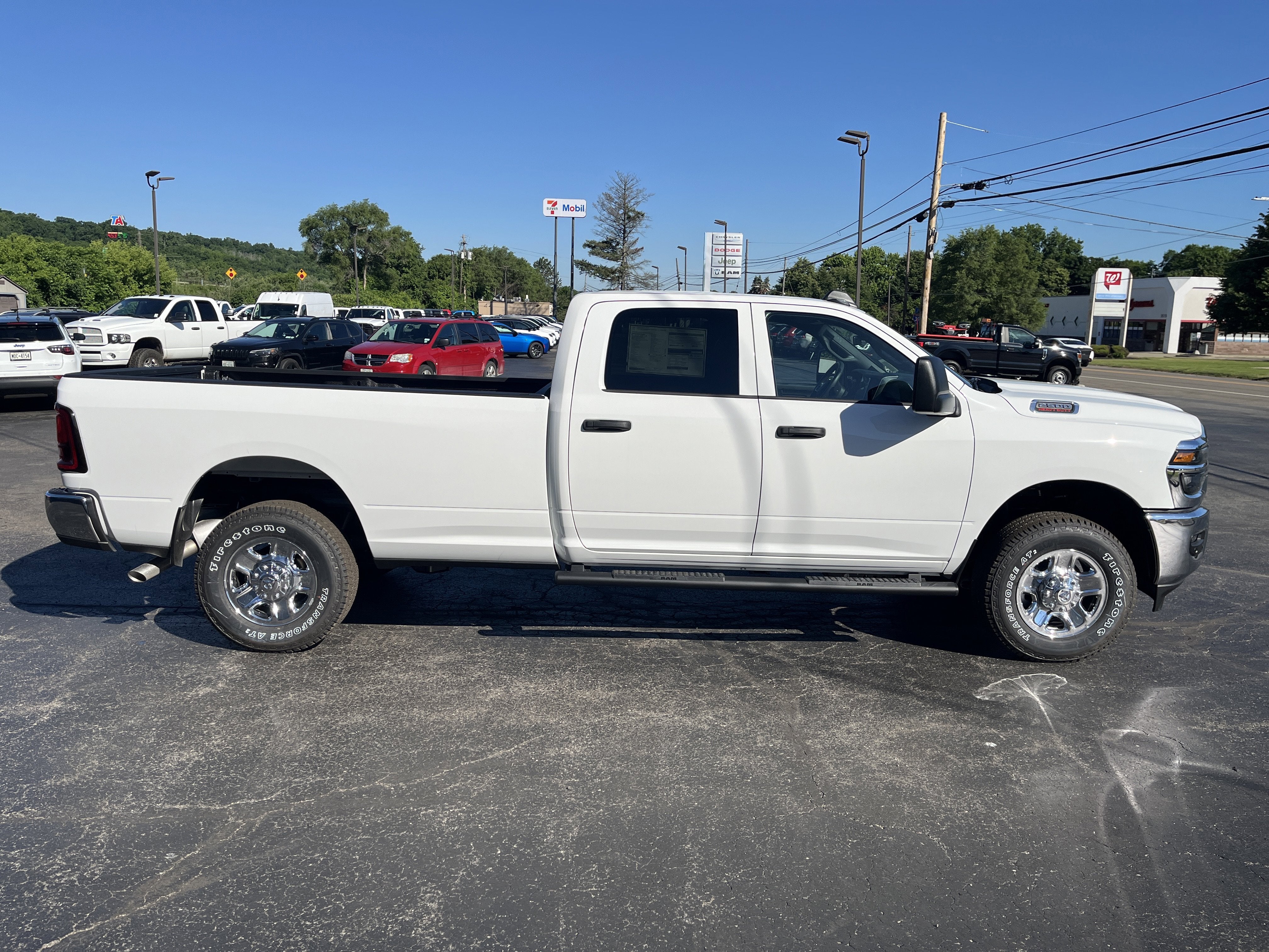2026 RAM Ram 2500 RAM 2500 TRADESMAN CREW CAB 4X4 8' BOX