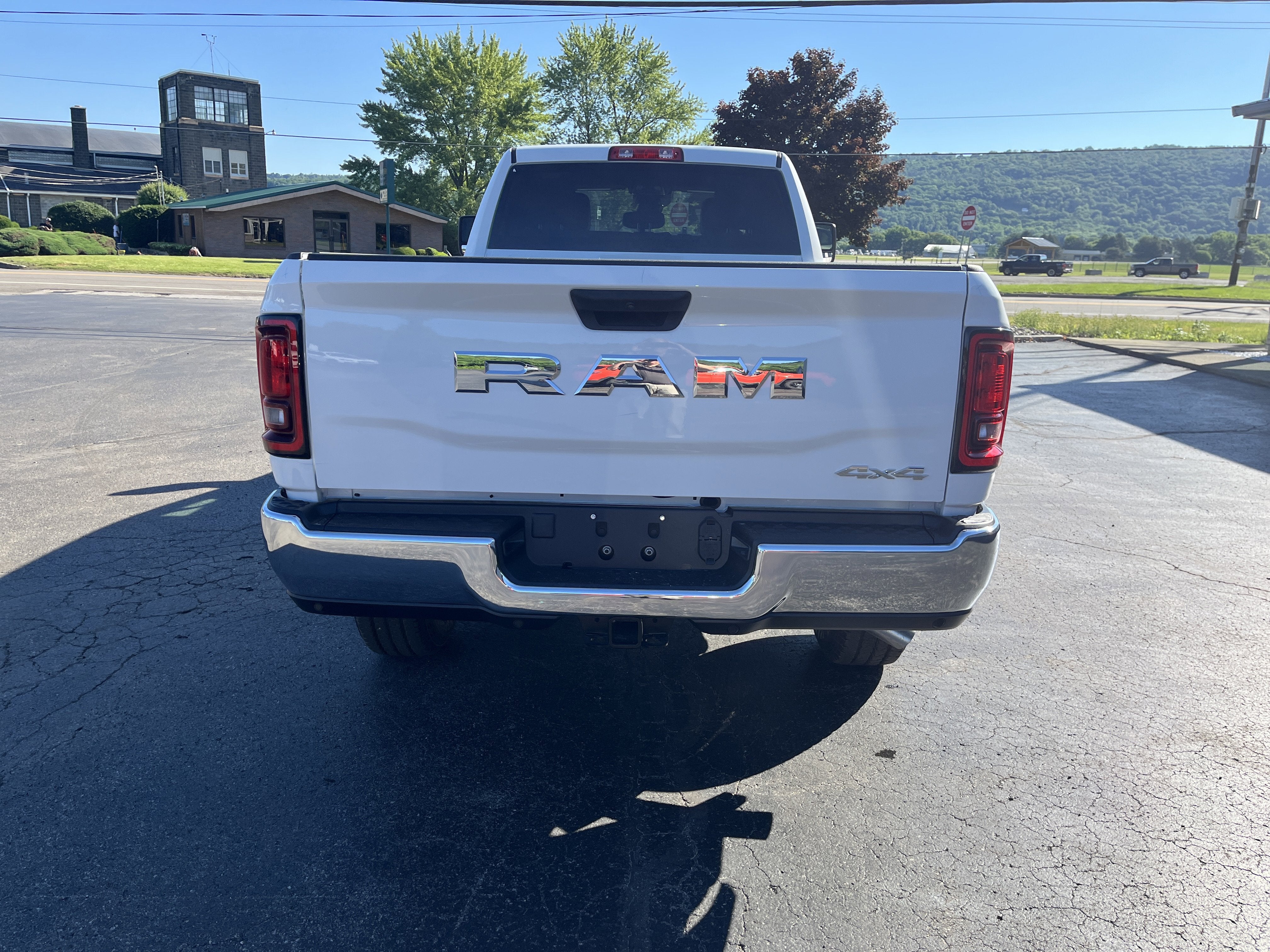 2026 RAM Ram 2500 RAM 2500 TRADESMAN CREW CAB 4X4 8' BOX