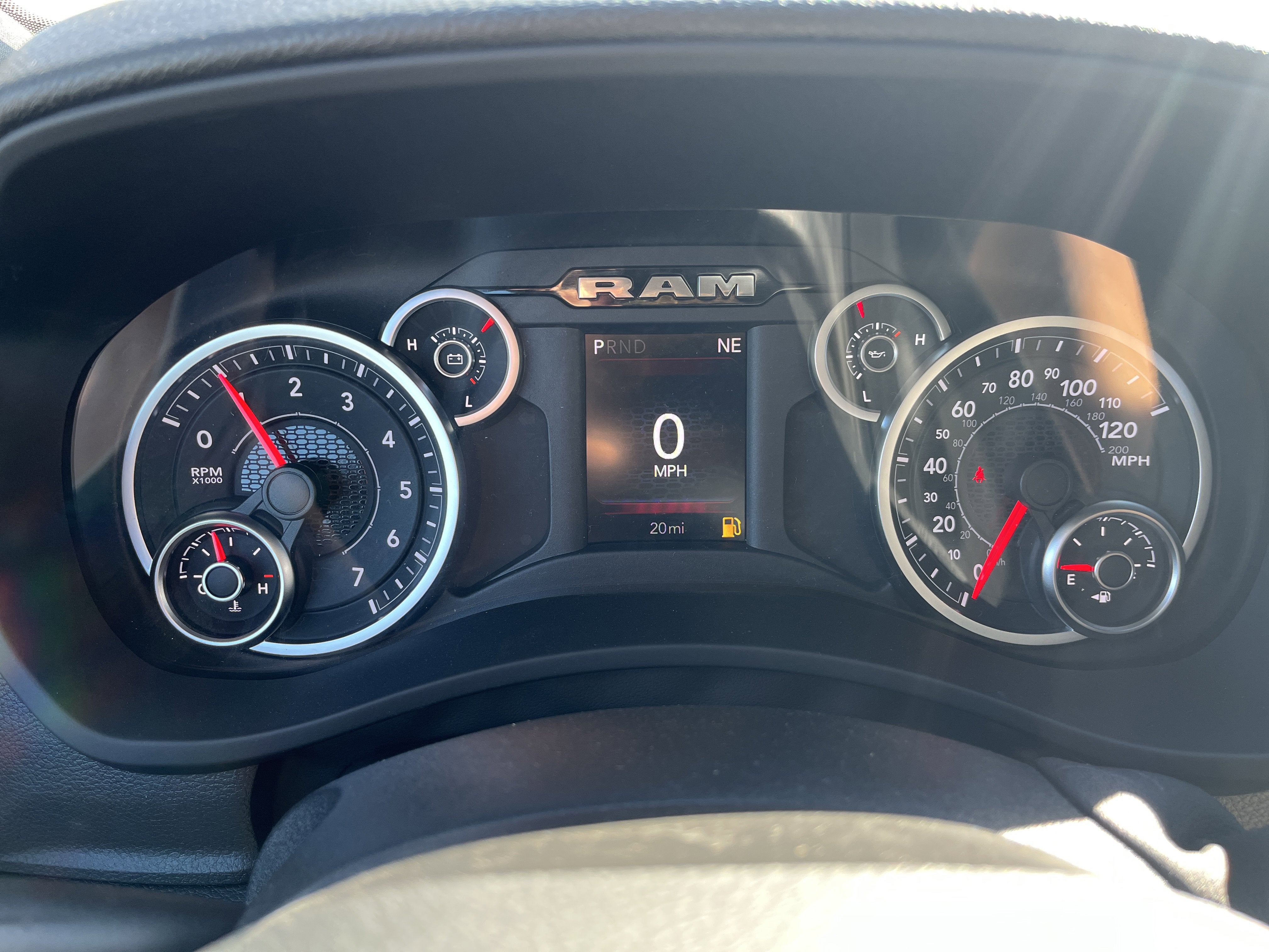 2026 RAM Ram 2500 RAM 2500 TRADESMAN CREW CAB 4X4 8' BOX