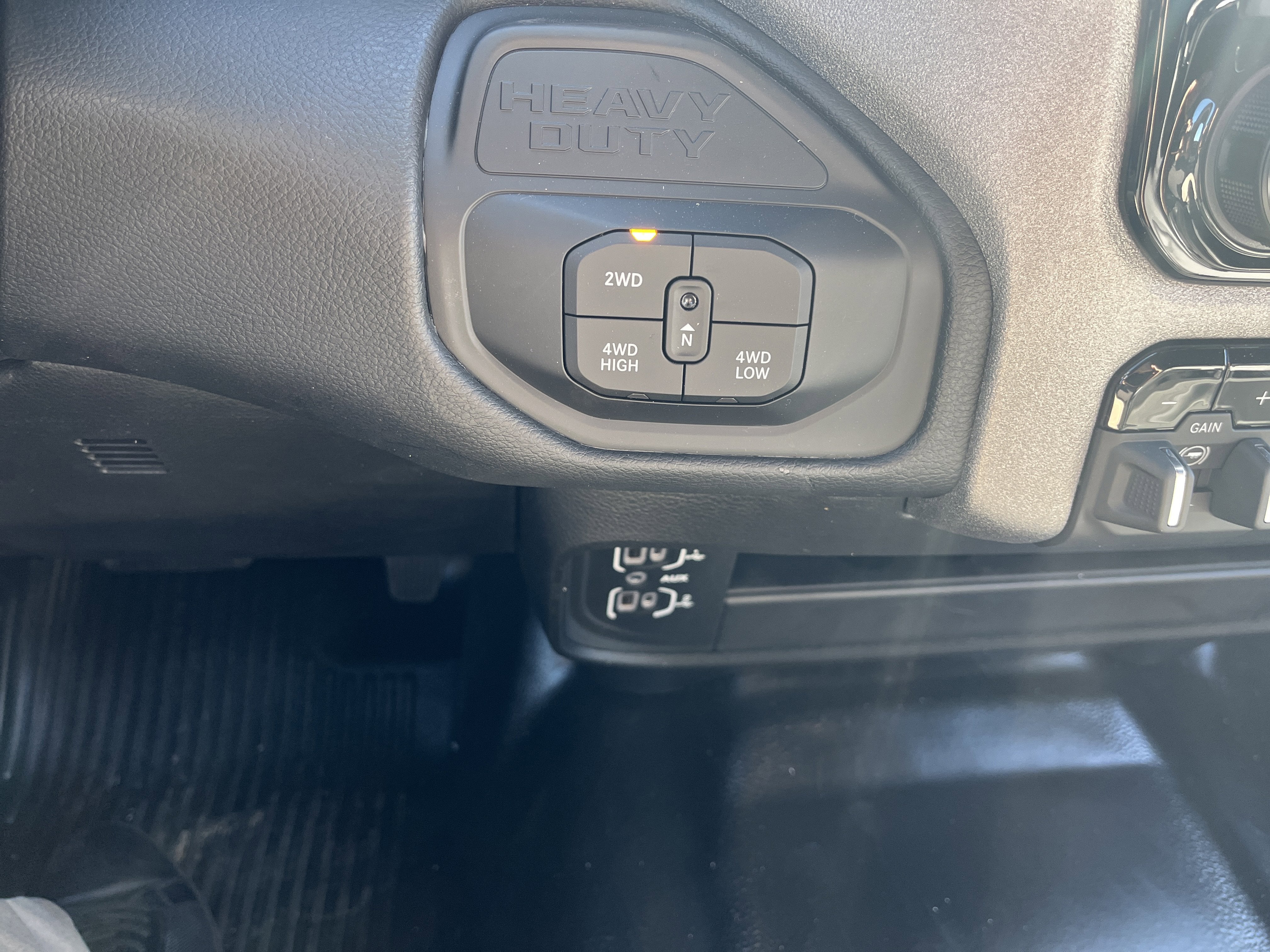 2026 RAM Ram 2500 RAM 2500 TRADESMAN CREW CAB 4X4 8' BOX