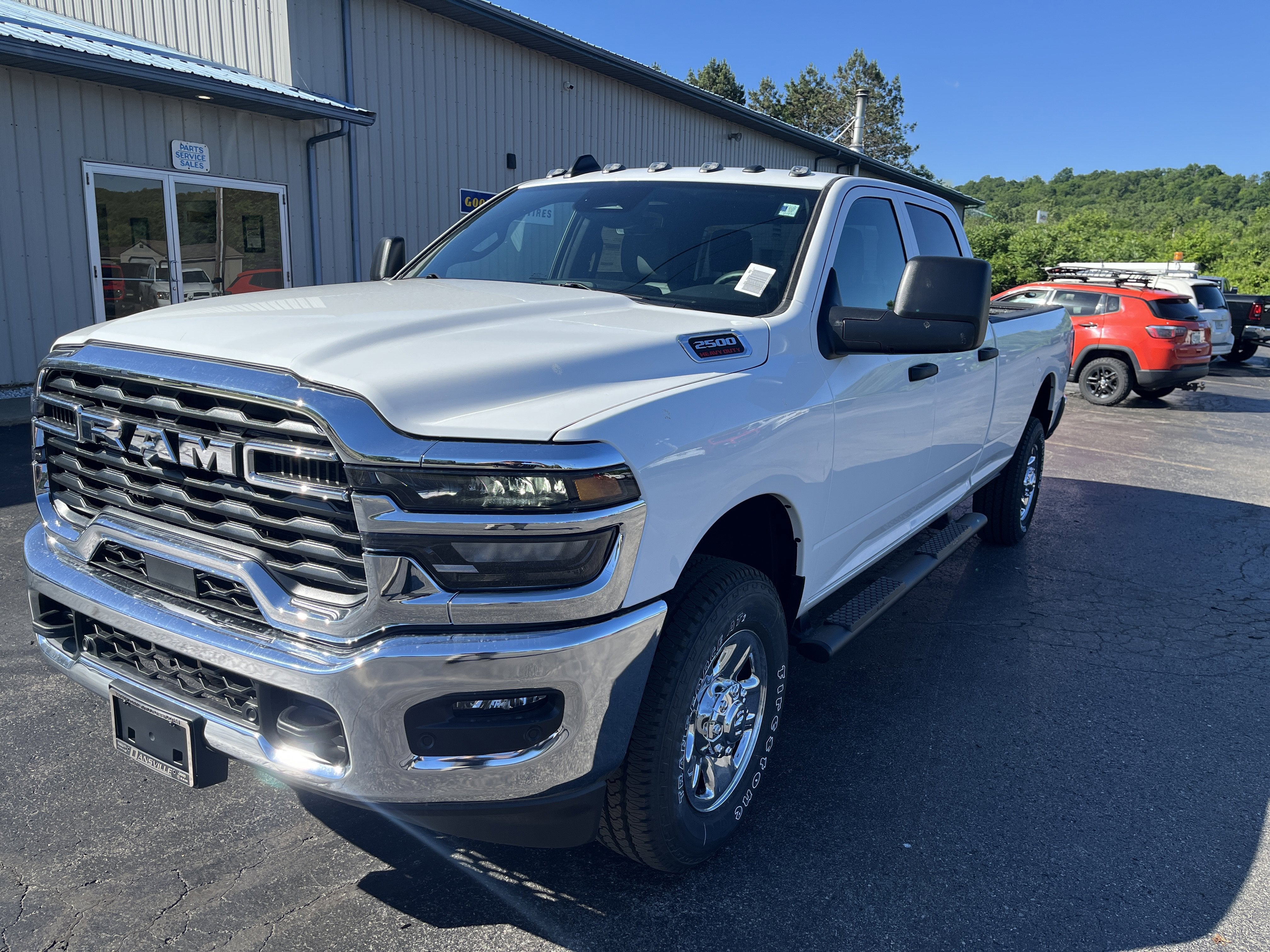 2026 RAM Ram 2500 RAM 2500 TRADESMAN CREW CAB 4X4 8' BOX