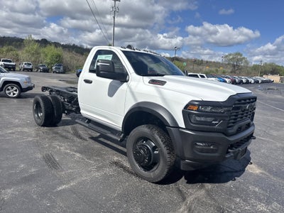 2026 RAM Ram 5500 Chassis Cab RAM 5500 TRADESMAN CHASSIS REGULAR CAB 4X4 60' CA