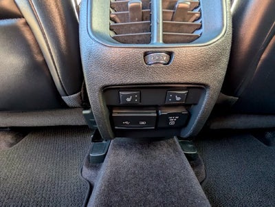2019 Jeep Cherokee Overland