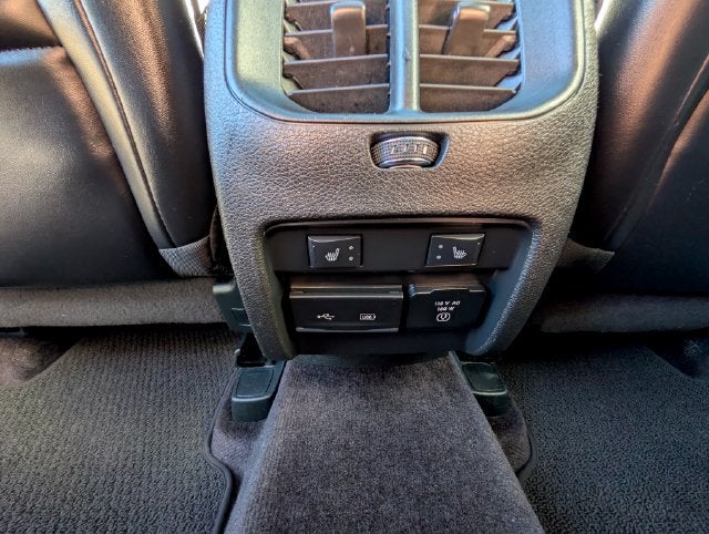 2019 Jeep Cherokee Overland