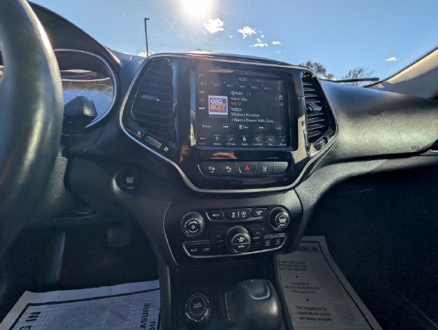 2019 Jeep Cherokee Overland