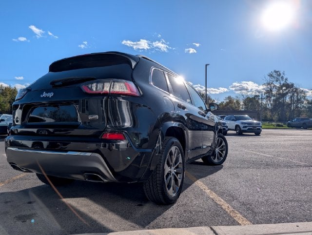 2019 Jeep Cherokee Overland