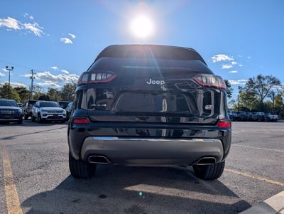 2019 Jeep Cherokee Overland