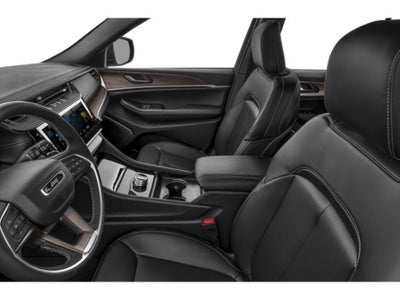 2026 Jeep Grand Cherokee Altitude