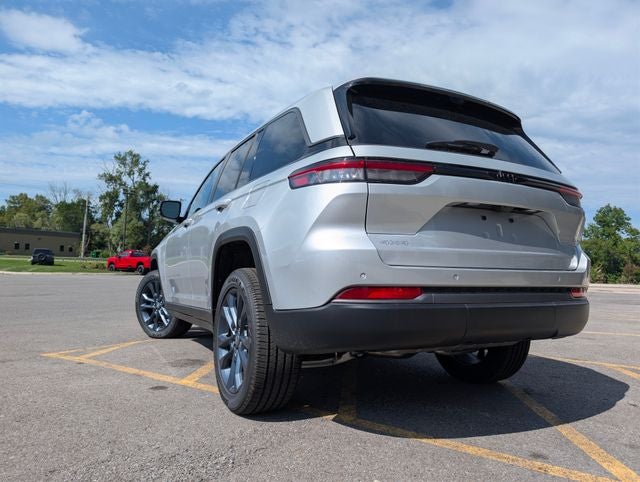 2026 Jeep Grand Cherokee 85th Anniversary Edition