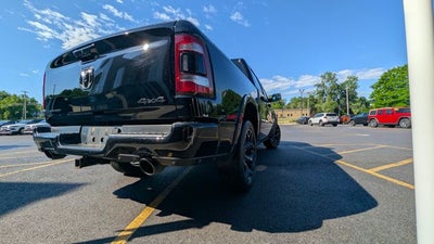 2022 RAM 1500 Limited Crew Cab 4x4 5'7' Box