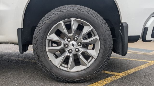 2021 Chevrolet Silverado 1500 4WD Crew Cab Short Bed RST