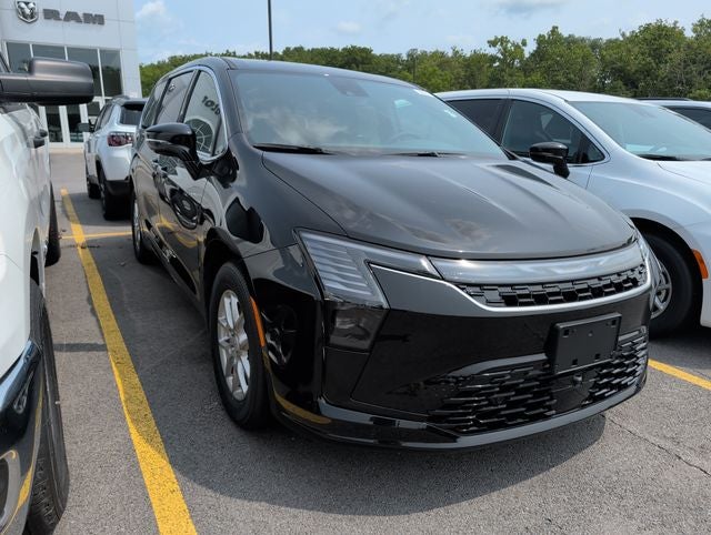 2027 Chrysler Pacifica Select