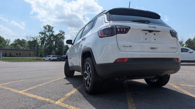 2026 Jeep Compass COMPASS LIMITED 4X4
